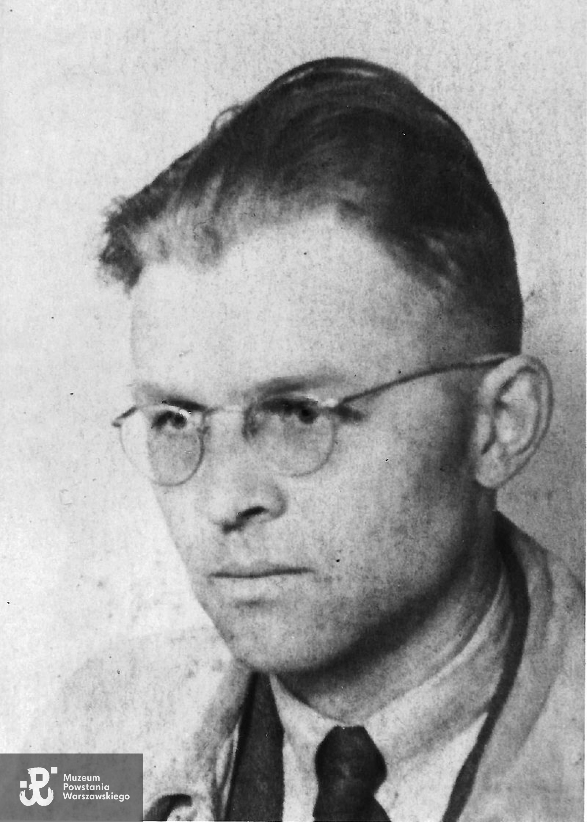 Źródło: Cezary Chlebowski, Pod znakiem Wachlarza, Wikipedia