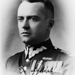 ppłk. Brunon Rolke  (1896-1971), źr. Wojskowe Biuro Historyczne, Kolekcja Orderu Wojennego Virtuti Militari, sygn. I.482.55-4631 https://wbh.wp.mil.