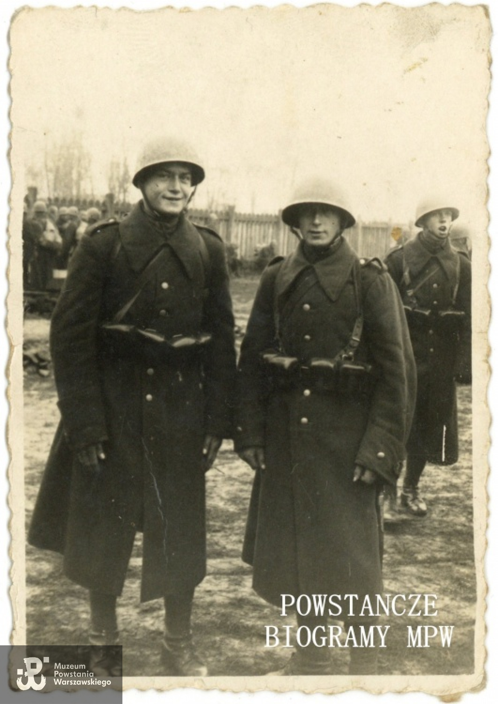 "Olgierd Skirgiełło i Wowa". Olgierd Skirgiełło po prawej. Fot. ze zbiorów Muzeum Powstania Warszawskiego, sygn. P/8272