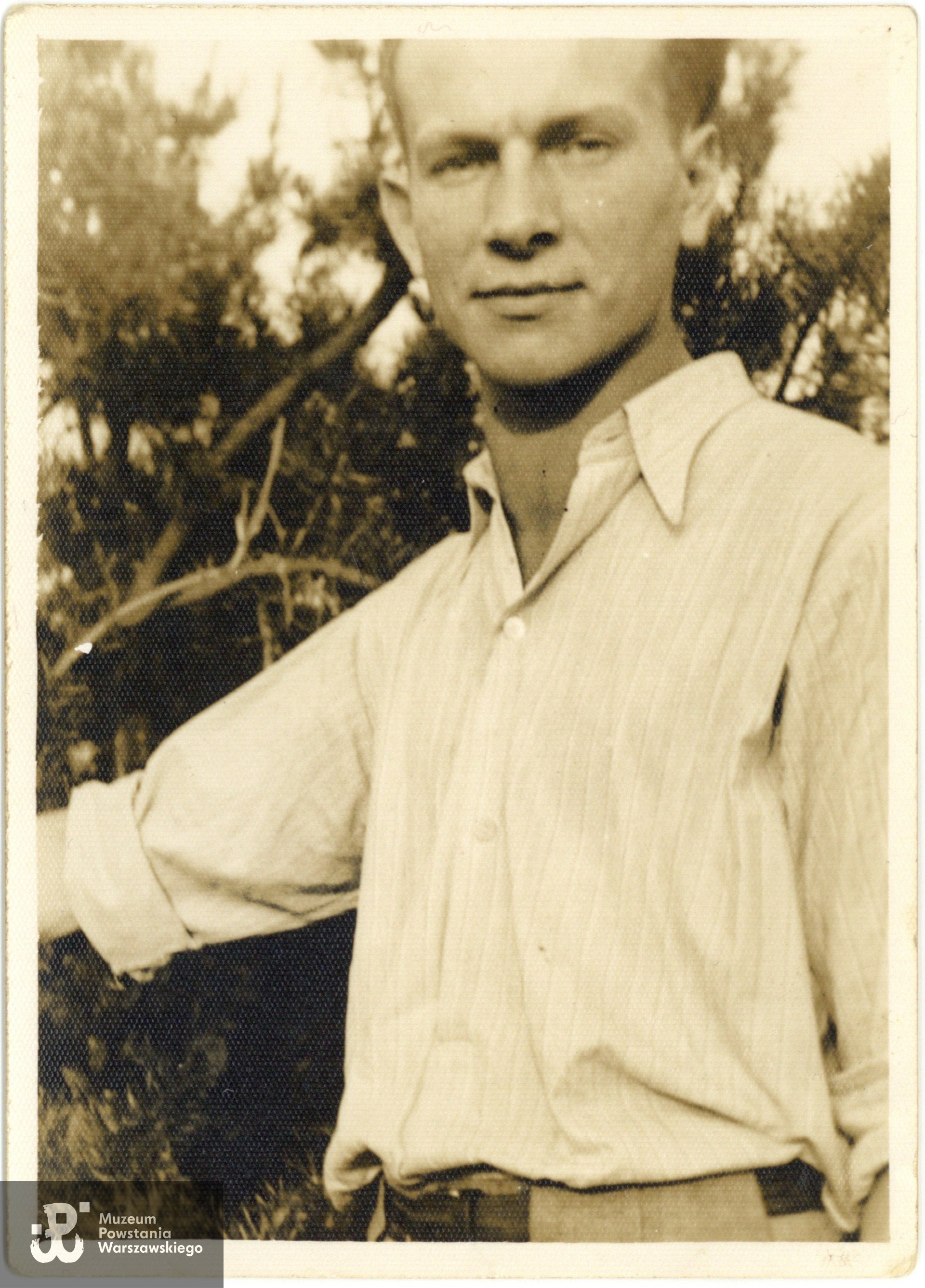 Tadeusz Zabudowski (1919-1944). Fot. ze zbiorów Muzeum Powstania Warszawskiego, sygn. P/10034