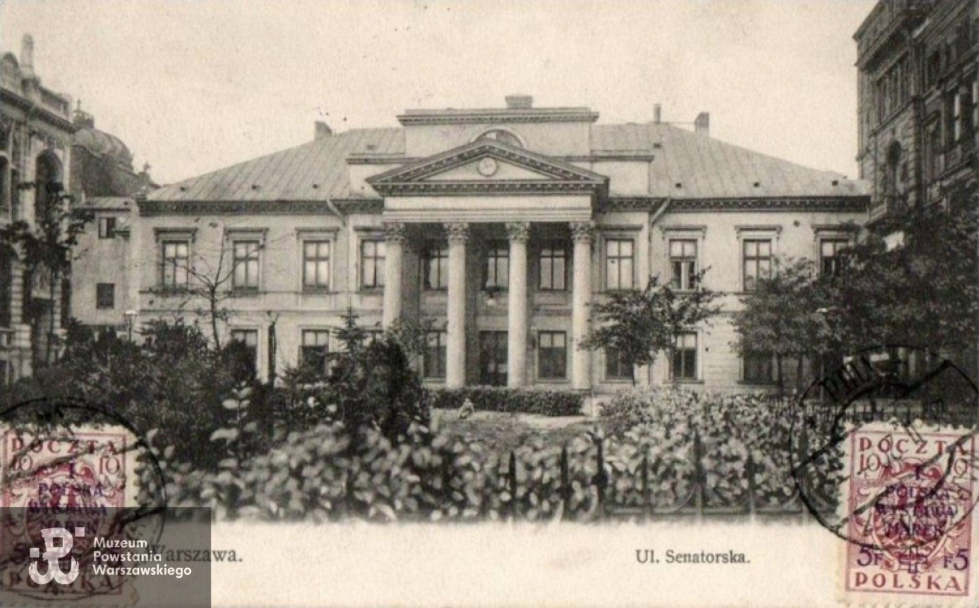 Ulica Senatorska, lata 1915-1920 , Pałac Mniszchów. We wrześniu 1939 w pałacu utworzono Szpital Maltański, będący jedyną filią Szpitala Ujazdowskiego. Placówka działała w tym miejscu do Powstania Warszawskiego. We wrześniu 1944 r. gmach został spalony przez Niemców.