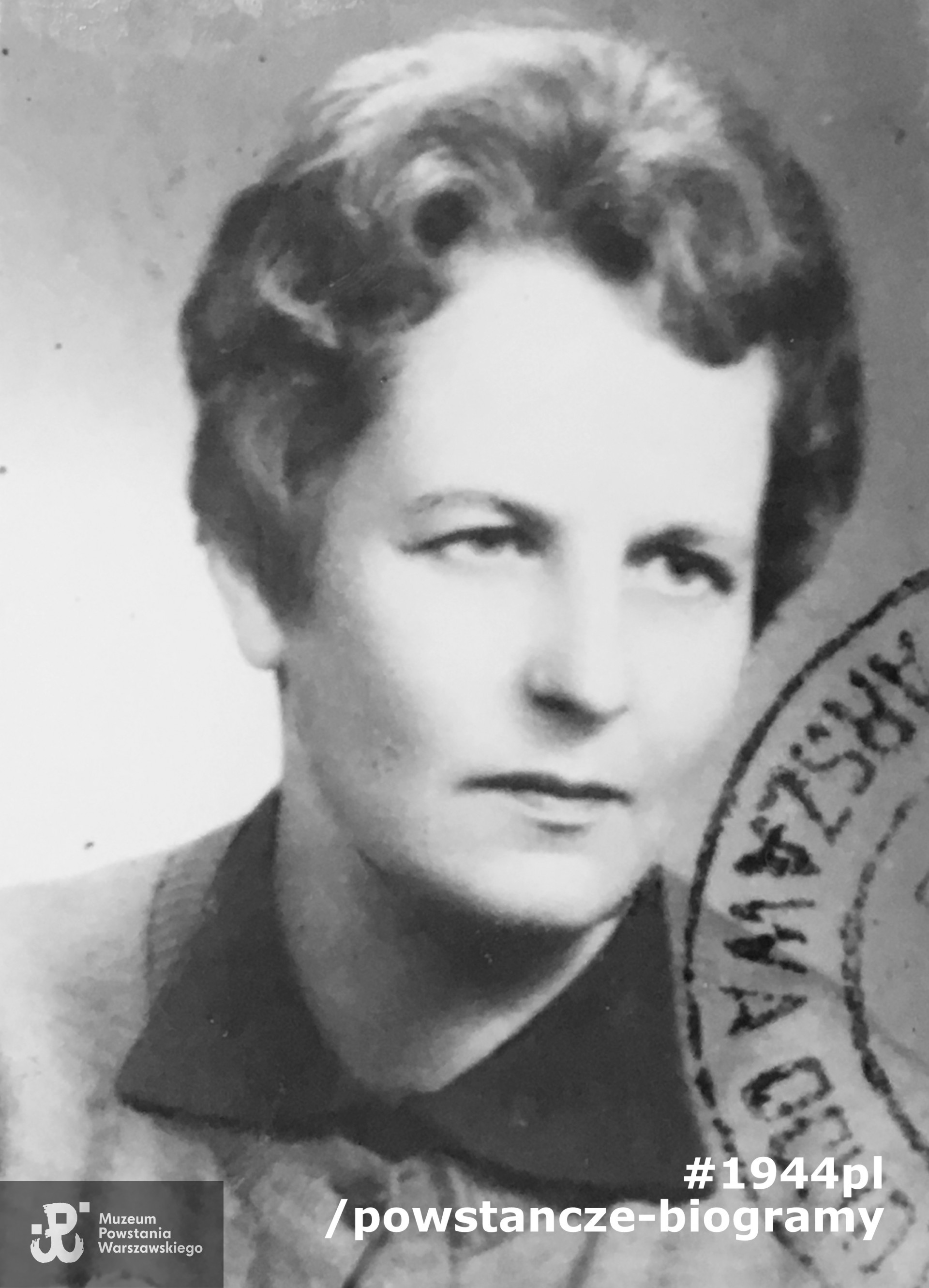 Maria Choynowska - Klimaszewska ps. "Scarlet" (1915-2019).  Powojenna fotografia portretowa udostępniona przez Środowisko b. żołnierzy batalionów  "Gustaw"-"Harnaś"