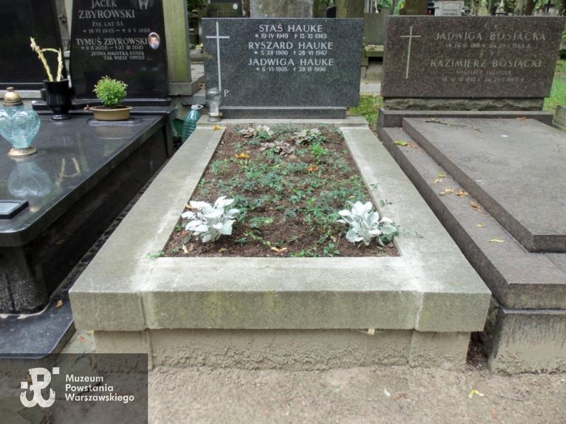 Fot. Warszawskie Zabytkowe Pomniki Nagrobne - <i>cmentarze.um.warszawa.pl</i>