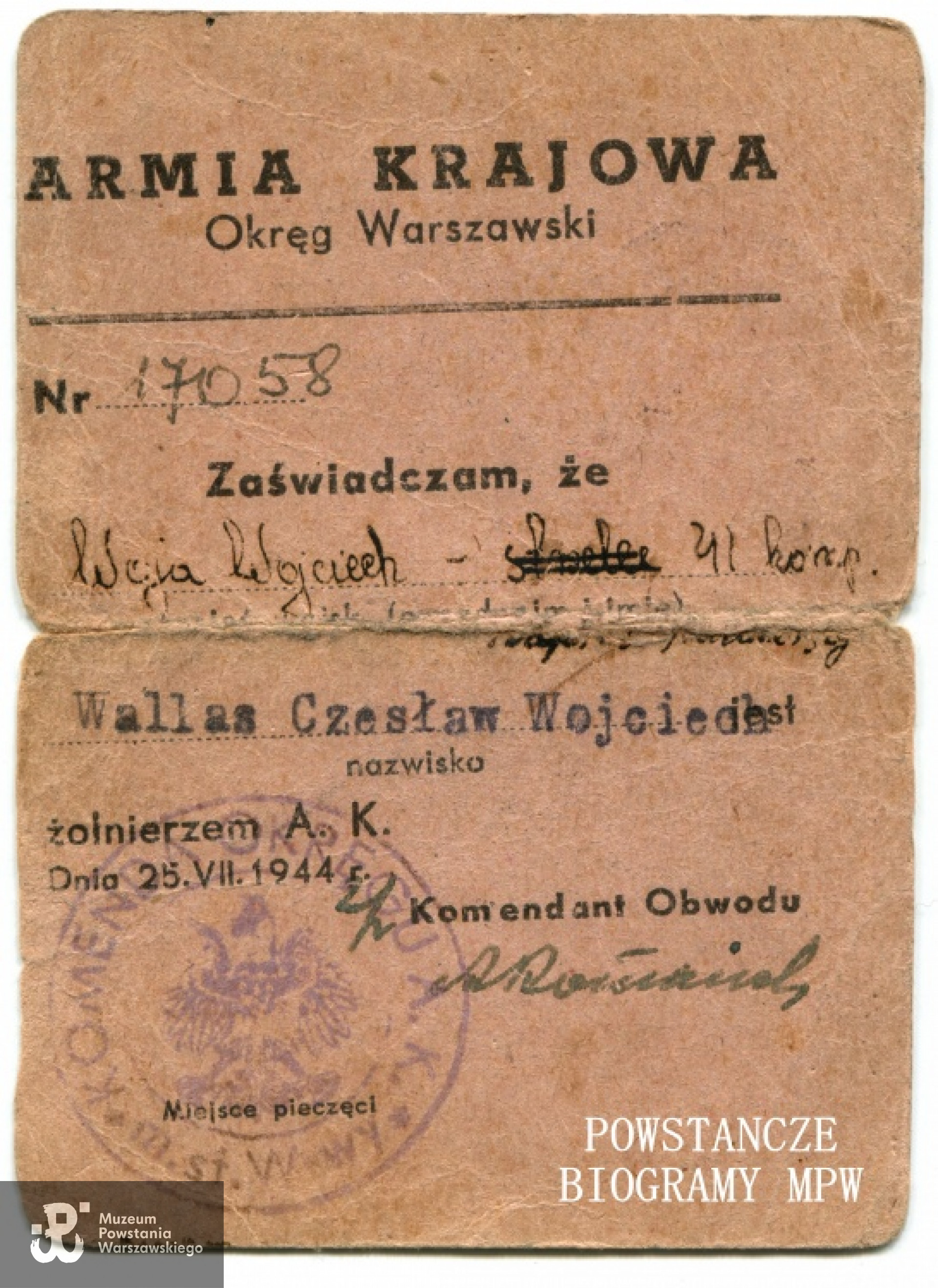 Należąca do Czesława Wallasa legitymacja żołnierza Armii Krajowej. Fot. AR MPW
