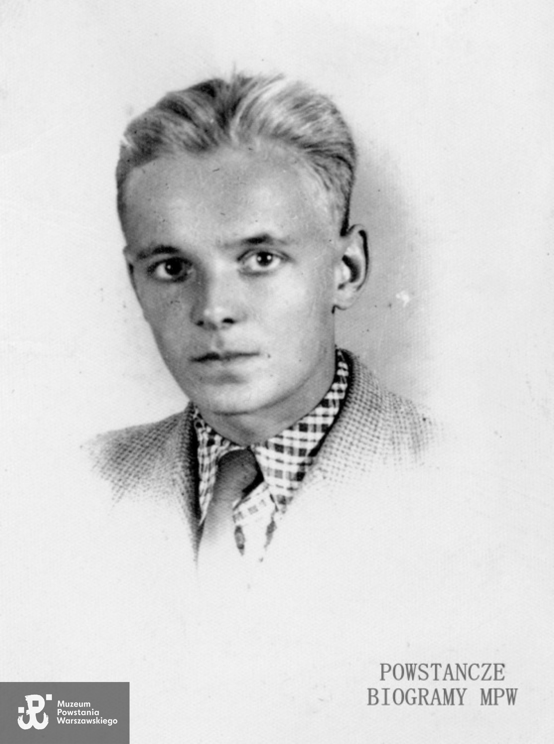 Tadeusz w czasie okupacji. Zdjęcie z archiwum rodzinnego Marii Nestorowicz z domu Trębickiej.