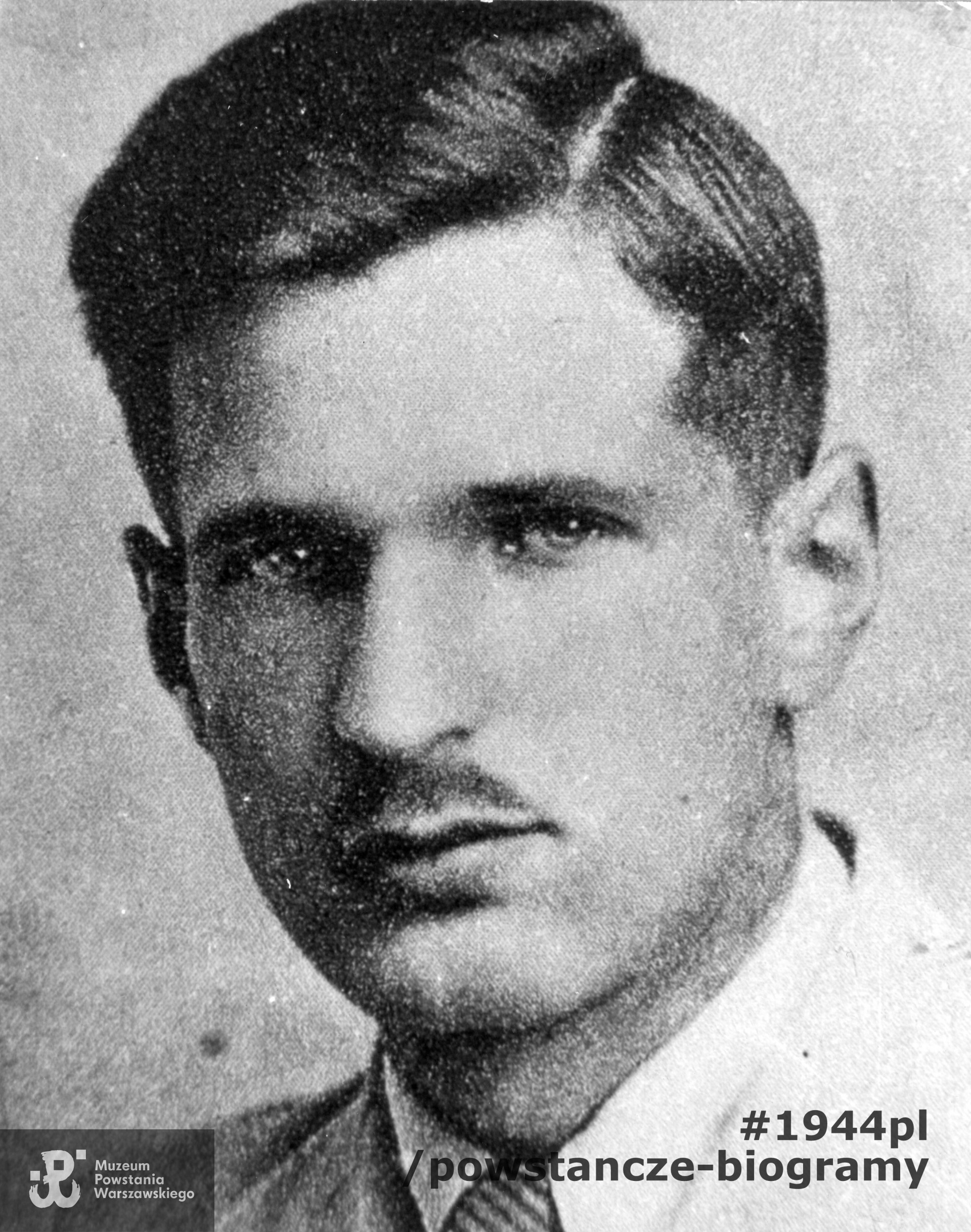 Pchor. Mieczysław Kurzyna "Miecz" (1919-1983). Fotografia portretowa ze zbiorów Muzeum Powstania Warszawskiego, sygn. MPW-IK/3100