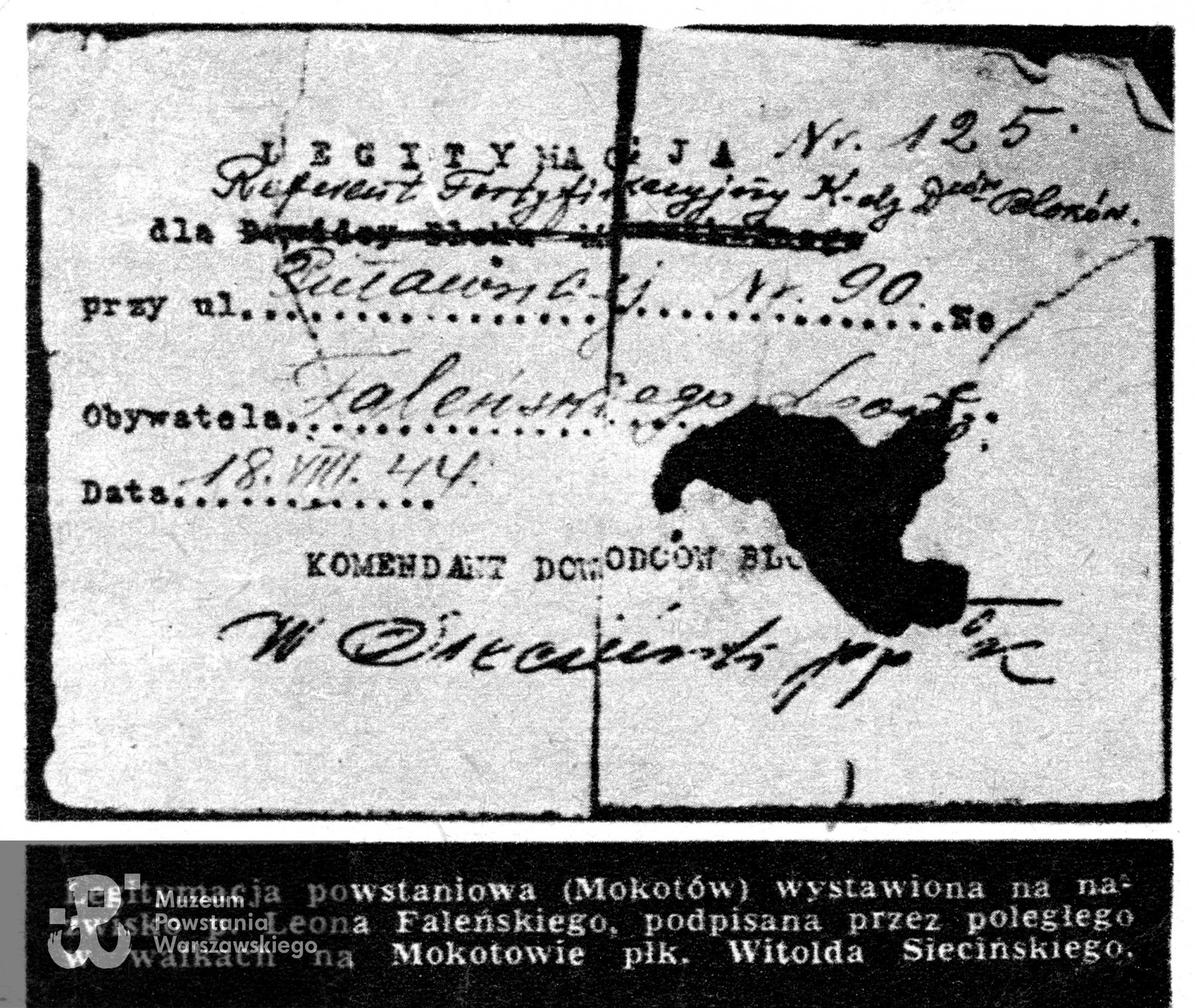 Legitymacja tymczasowa Leona Faleńskiego wystawiona w trakcie Powstania Warszawskiego. Na dole widoczny podpis ppłk. Witolda Siecińskiego