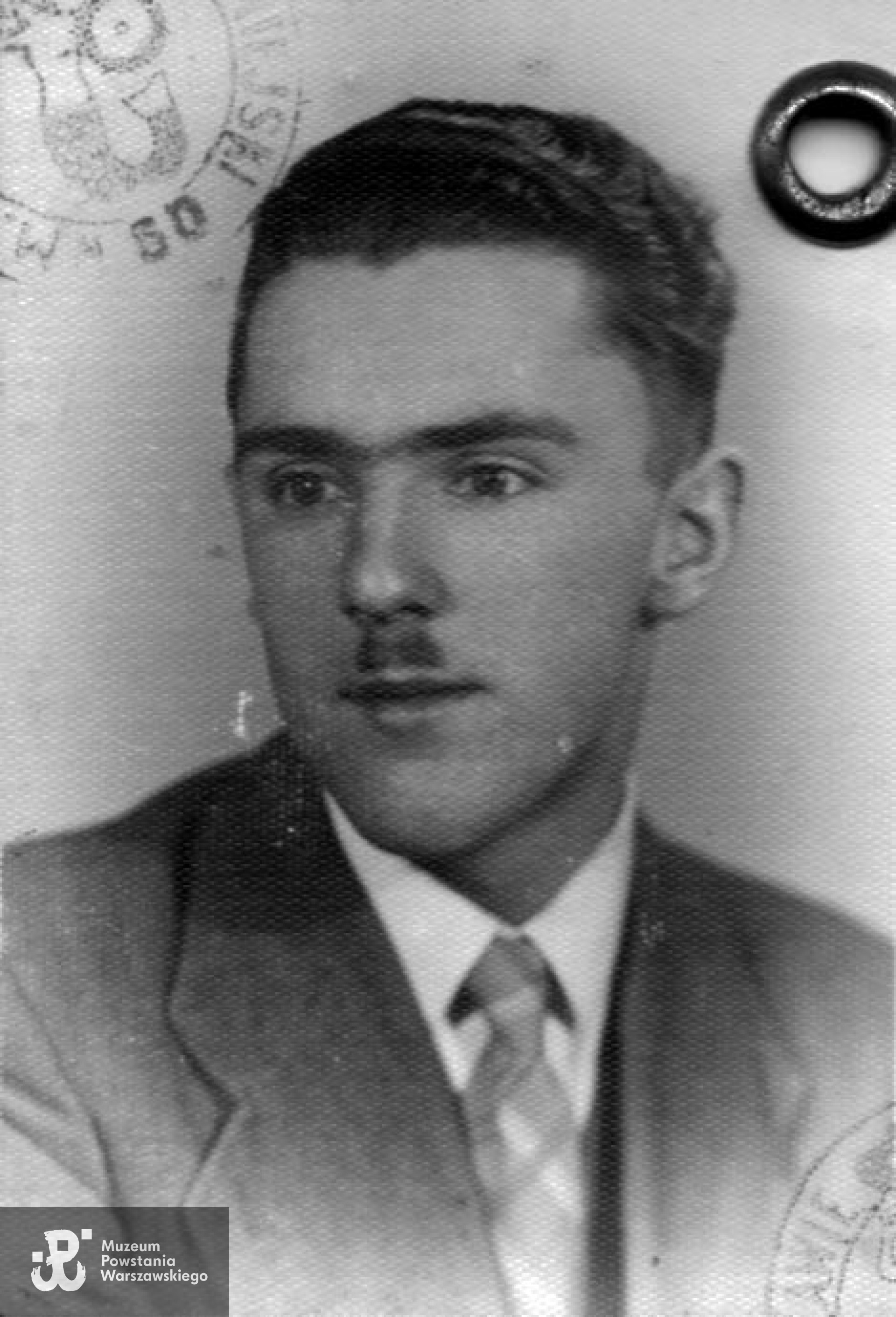 Czesław Uhma - zdjęcie z Kennkarty, rok 1943