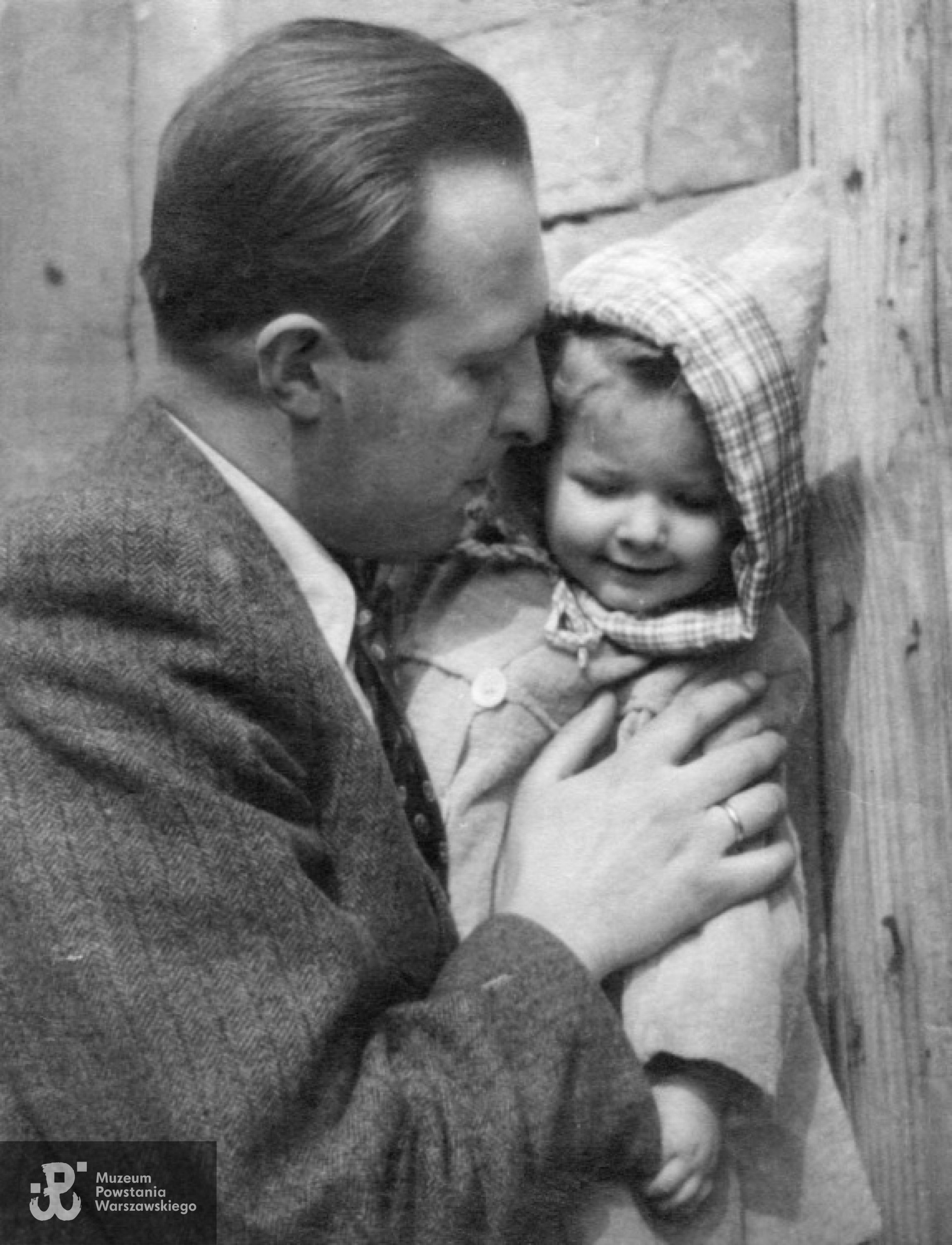 Andrzej Seyfried z synem - 1951