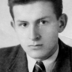 Zygmunt Dzieniewicz (1924-1944) Fot. ze zbiorów MPW, dar Grażyny Matusiak