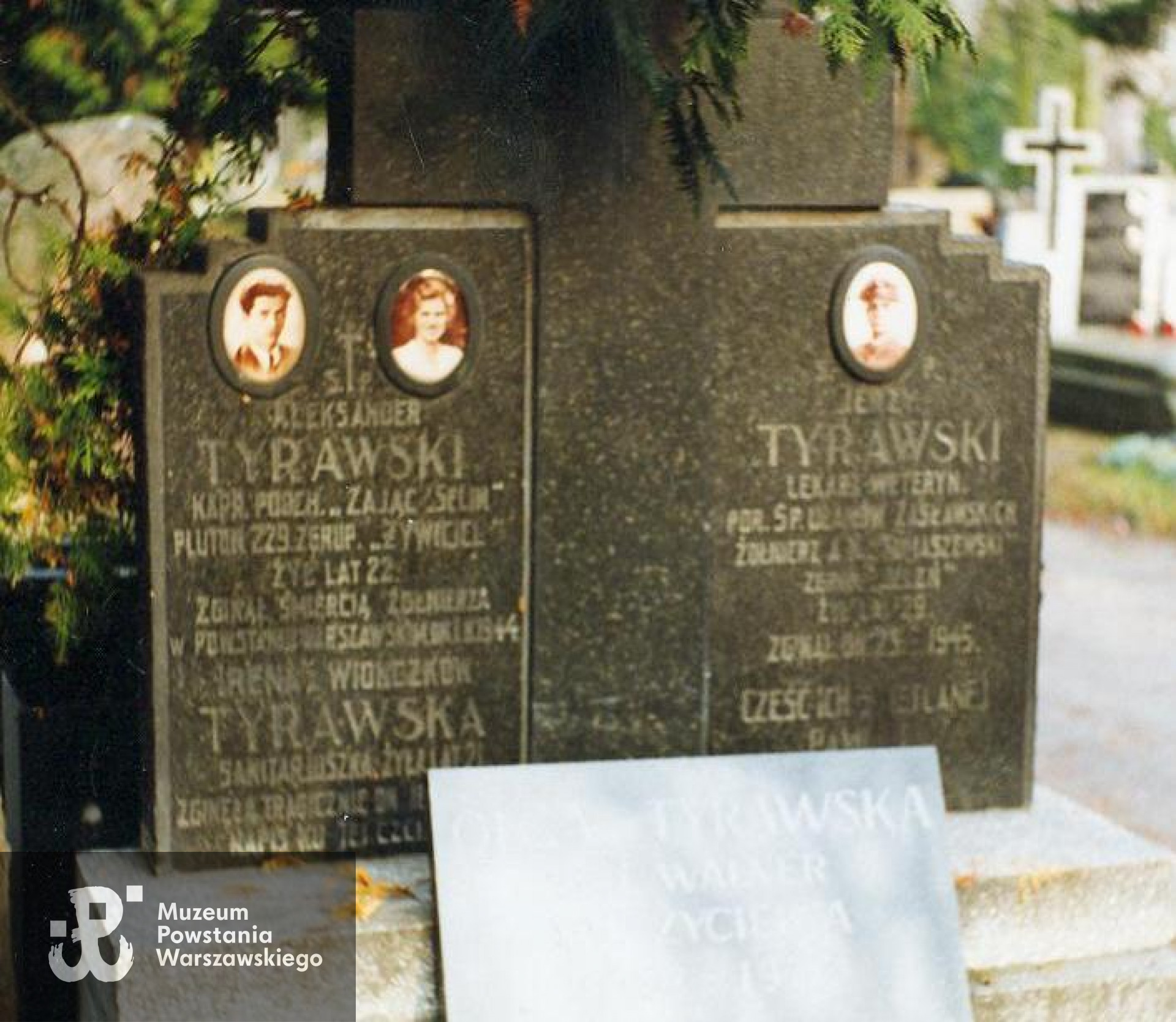 Cmentarz Wojskowy na Powązkach, kw. A 23, rząd 8, grób 27. Fot. materiały A. Dławichowskiego