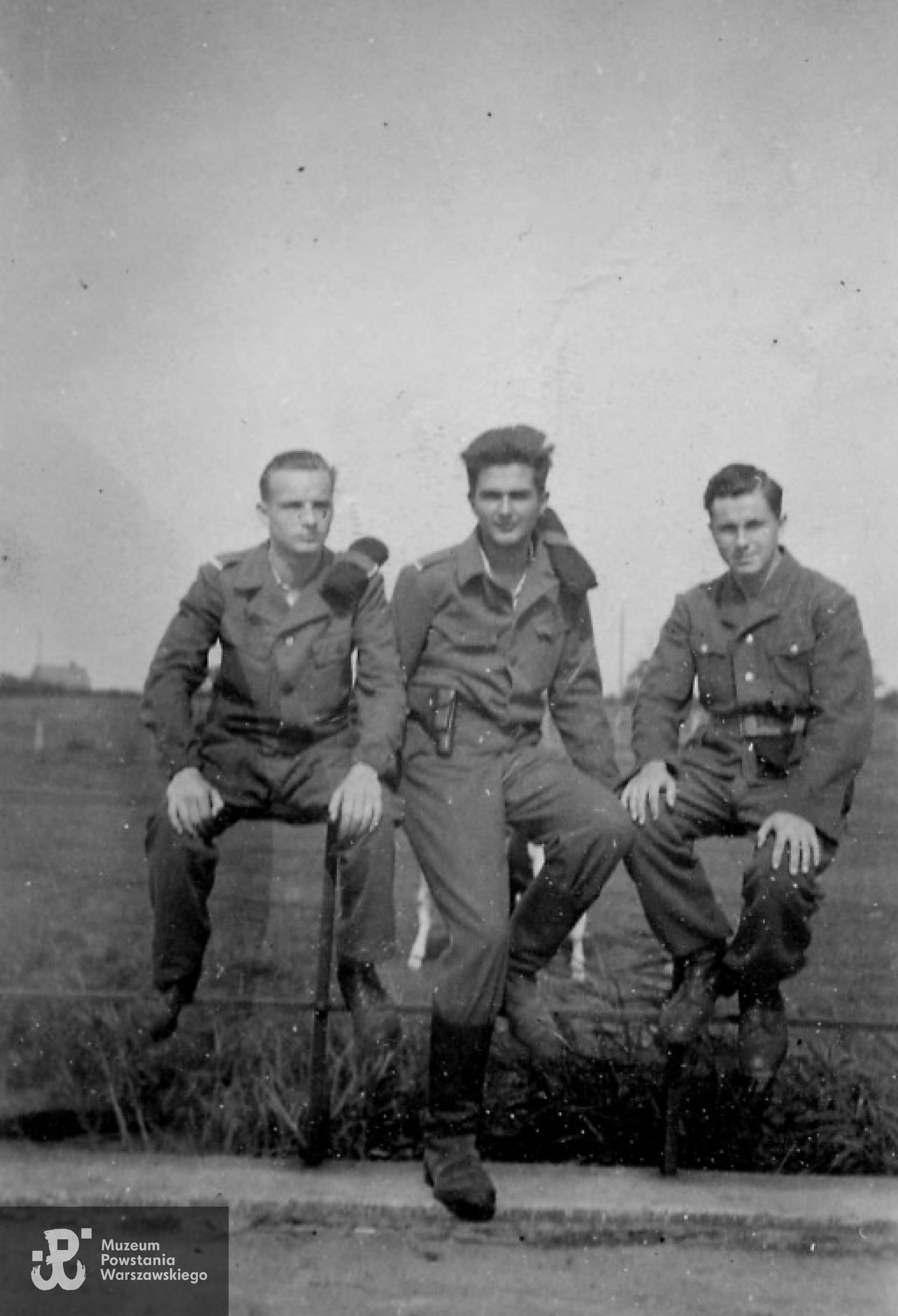 Okolice Wittbeck 1945 r., Wiesław Gucman pierwszy z prawej. Ze zbiorów rodzinnych p. Krzysztofa Gucmana