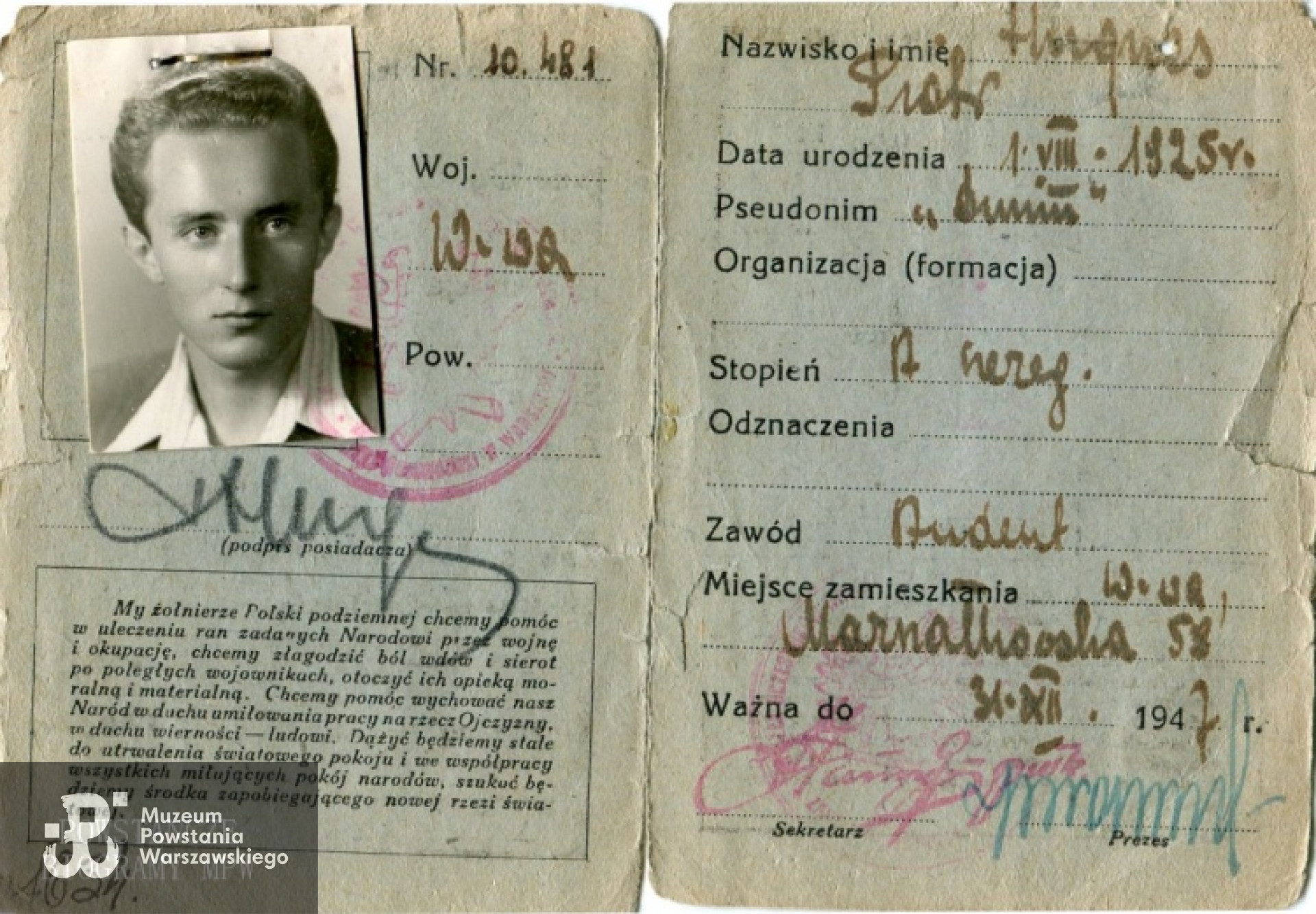 Legitymacja ZBoWiD z 1947 roku.  Fot. archiwum rodzinne