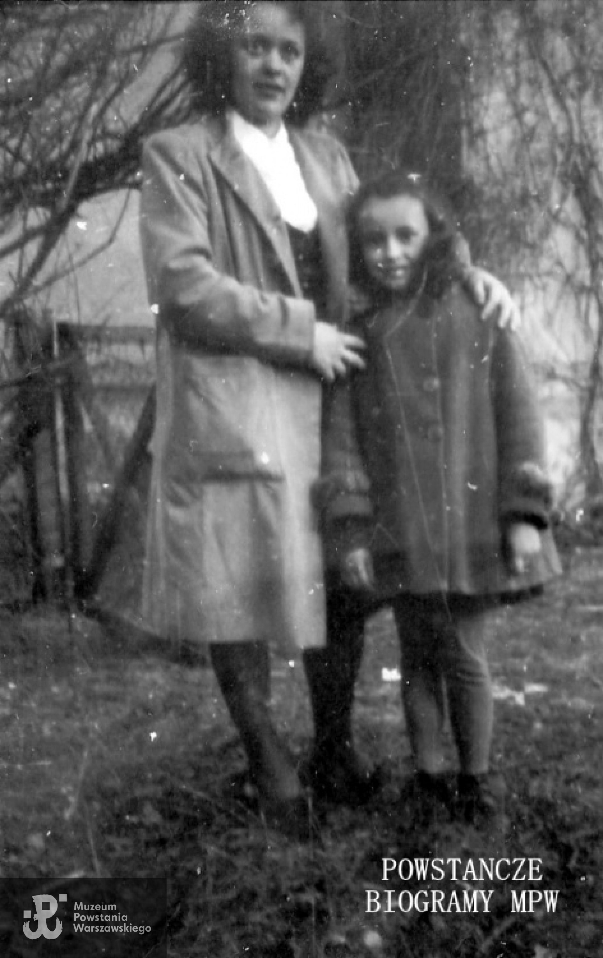 Stanisława i Halina. Zdjęcie powojenne. Fot. z archiwum rodzinnego  Marii Holki.