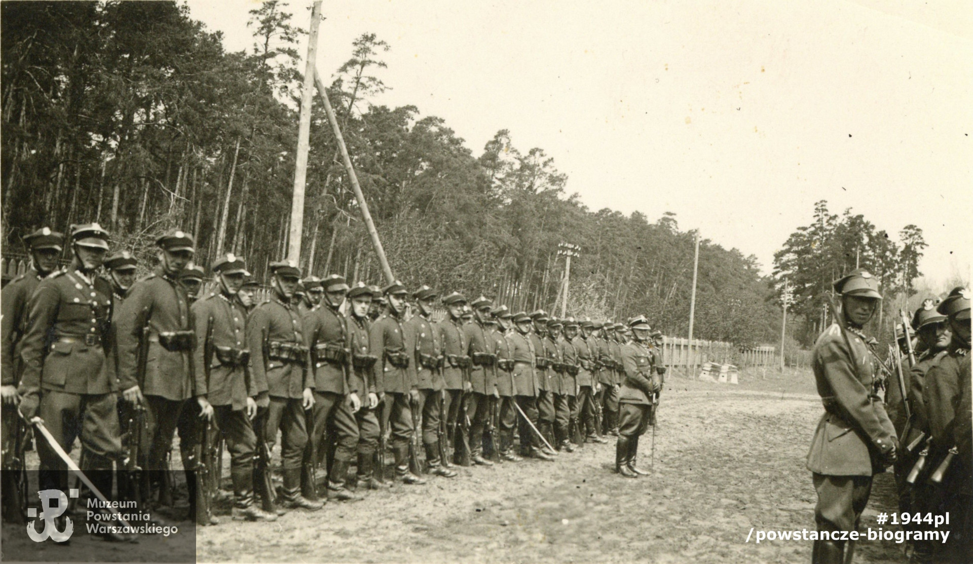 Fot. ze zbiorów rodzinnych p. Aleksandry Gaworskiej, córki mjr. Tadeusza Grzmielewskiego. Skany wykonano w Muzeum Powstania Warszawskiego we wrześniu 2021 r. 
