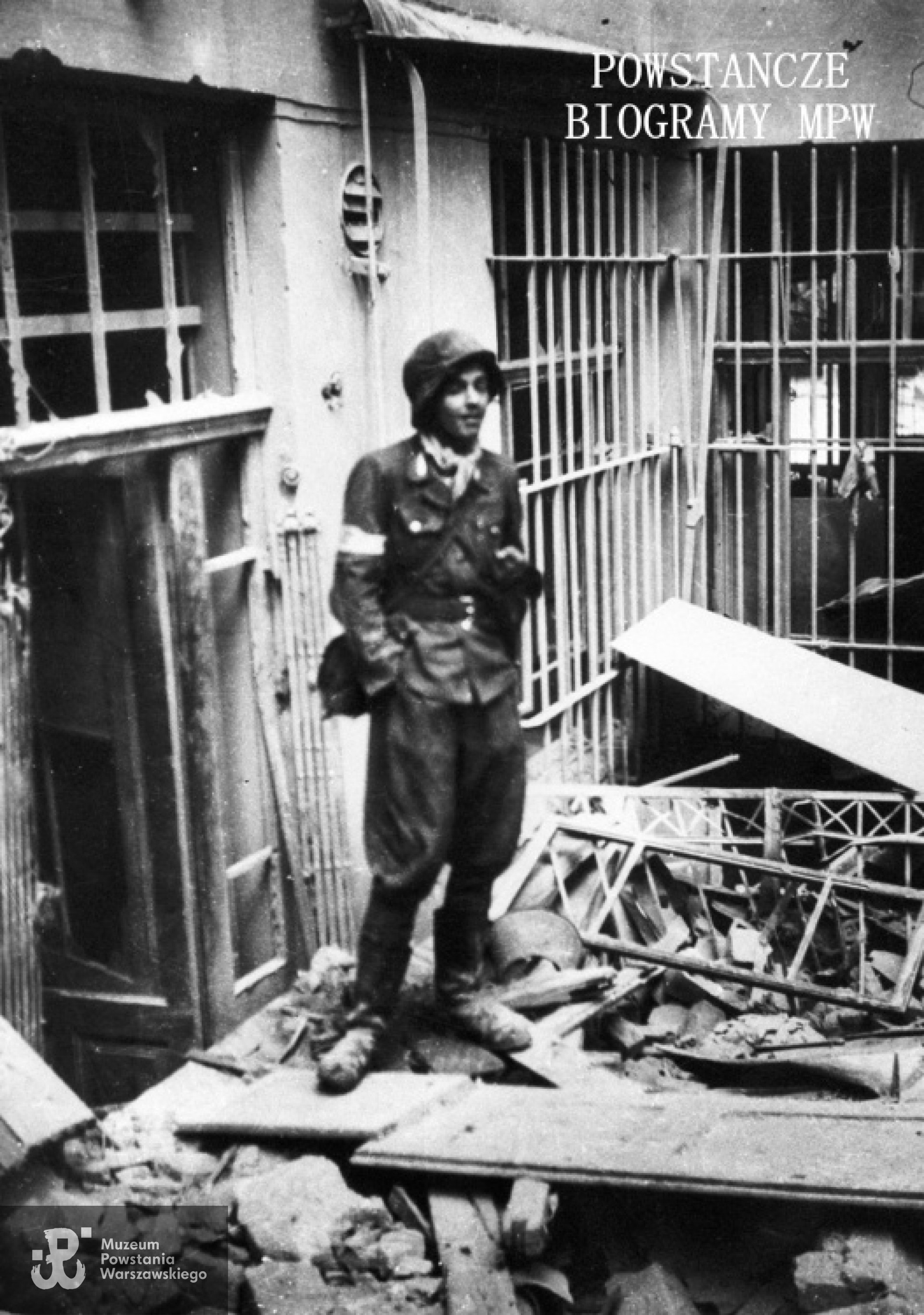 "Leszczyc" na ulicy Rysiej. Fot. ze zbiorów Muzeum Powstania Warszawskiego, sygn. MPW-IH/5567