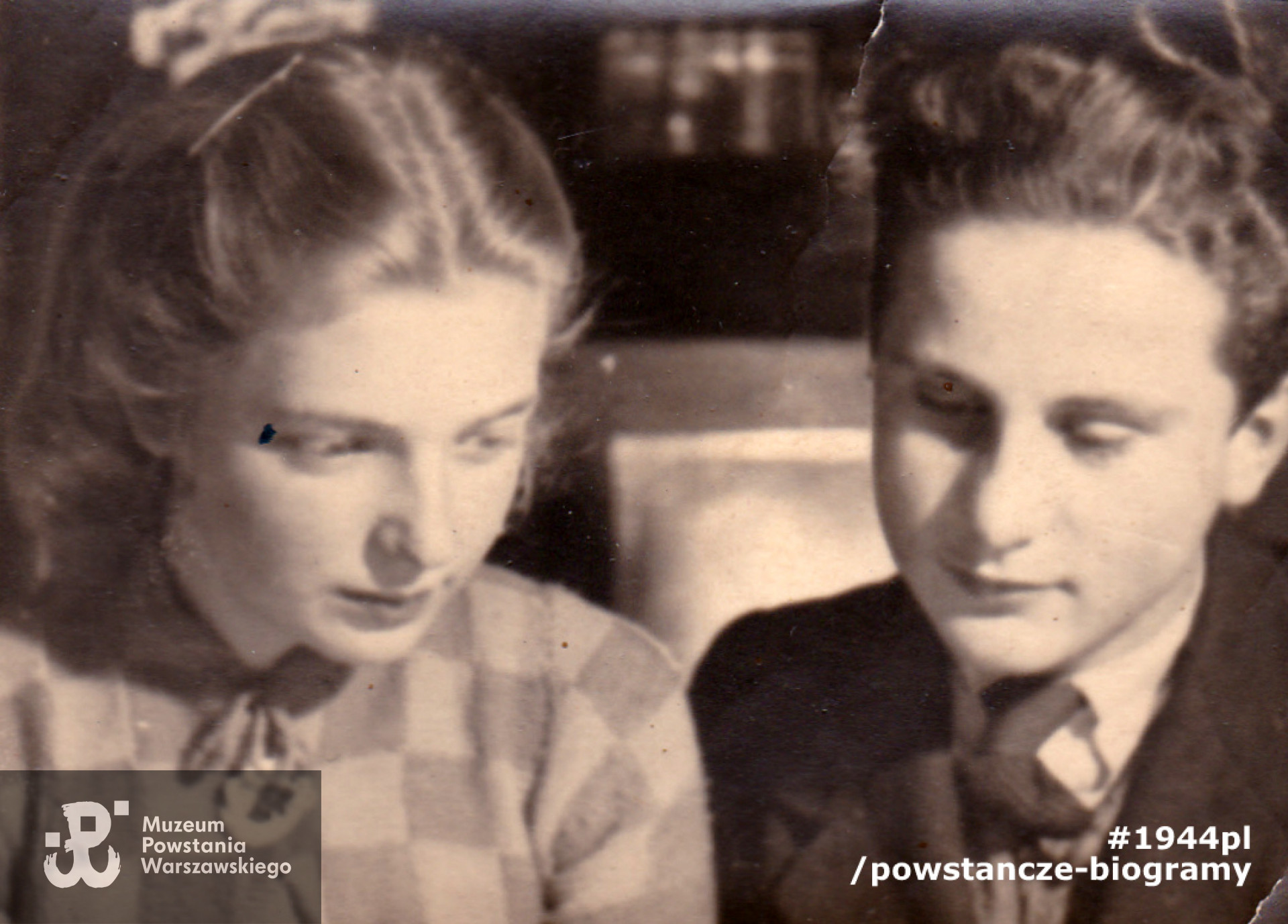 Ewaryst z pierwszą sympatią w Legionowie 1943. Fot. ze zbiorów rodzinnych udostępnił ks. Andrzej Bafeltowski SAC