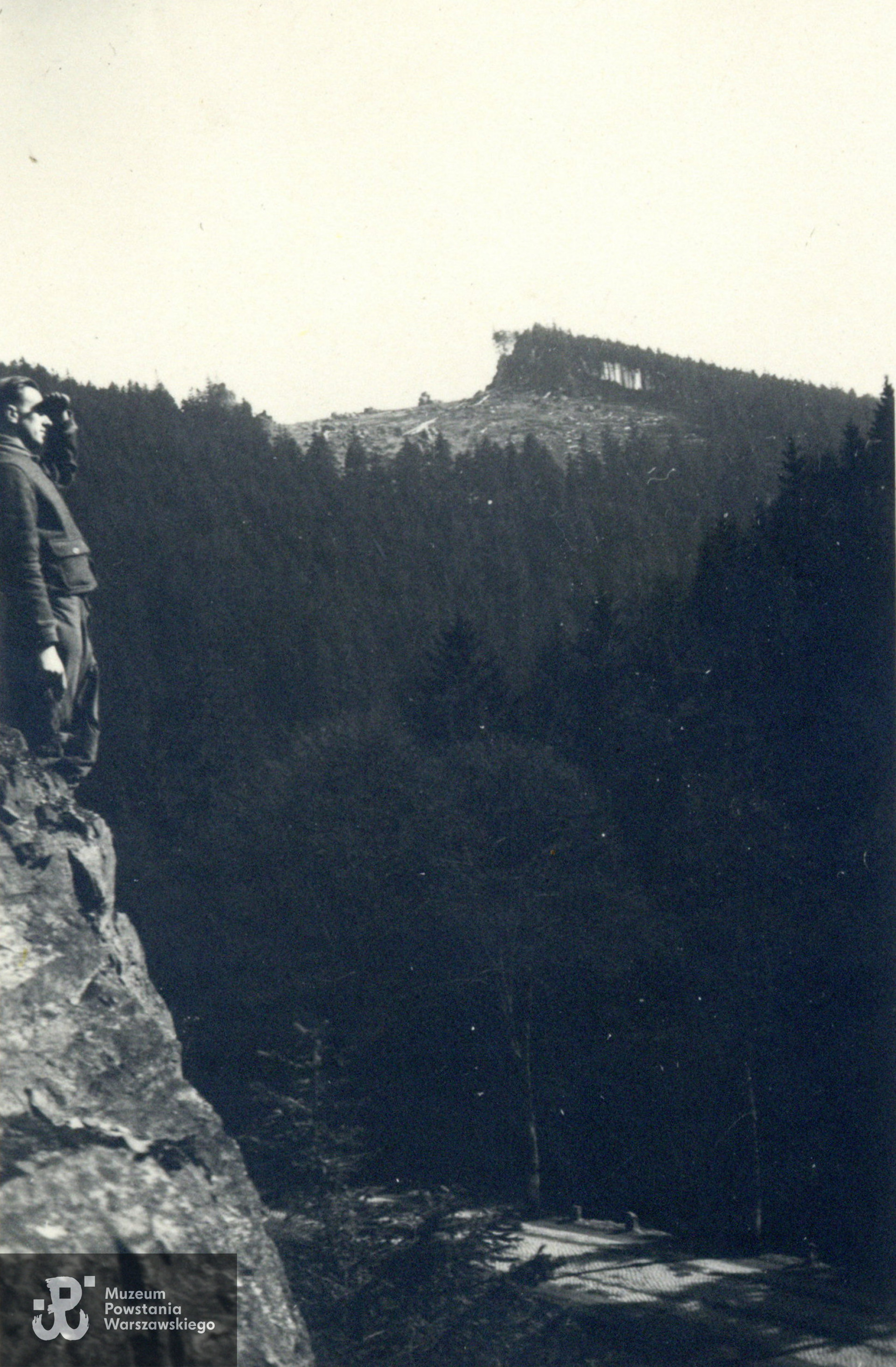 Fotografia pochodząca ze spuścizny po Zygmuncie Janie Raczyńskim ps. Zygmuś - żołnierze polscy  w Bad Harzburg. Udostępnił p. Jerzy Raczyński, syn Powstańca.