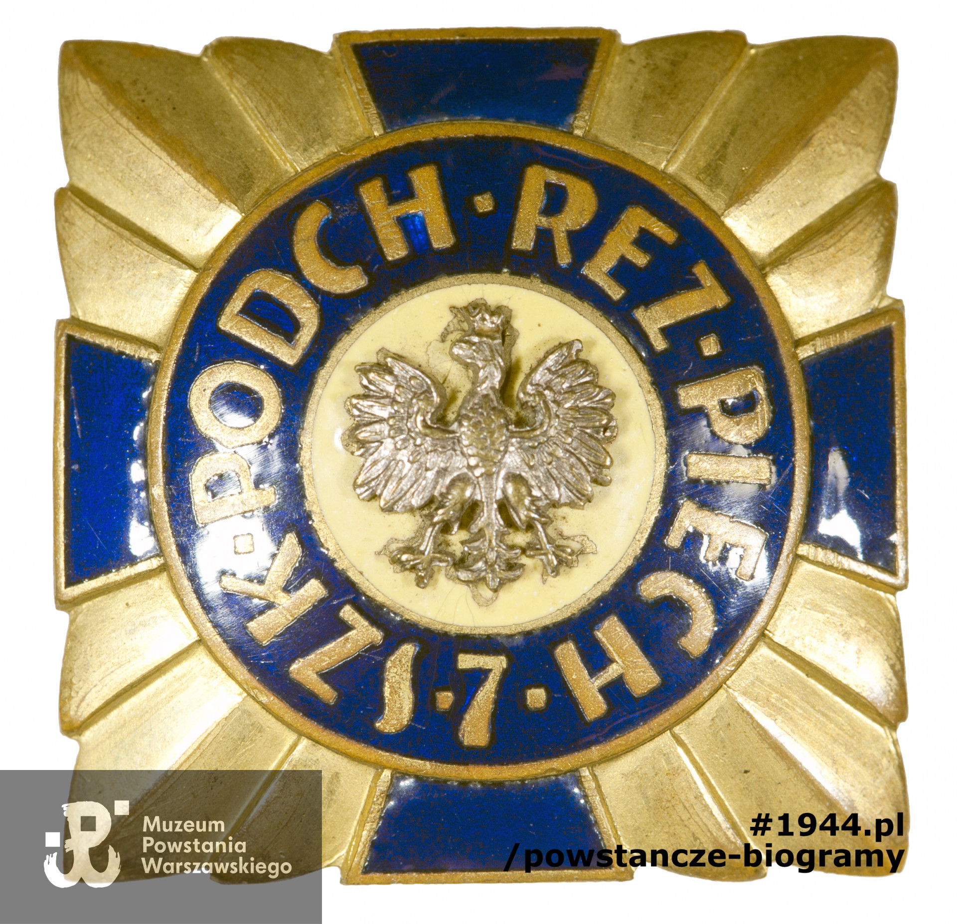 Odznaka Szkoły Podchorążych Rezerwy Piechoty nr 7, należąca do mjr Tadeusza Grochowskiego (vel Andrzej Dulęba) ps. "Fidelis". Ze zbiorów Muzeum Powstania Warszawskiego, MPW-M/2929