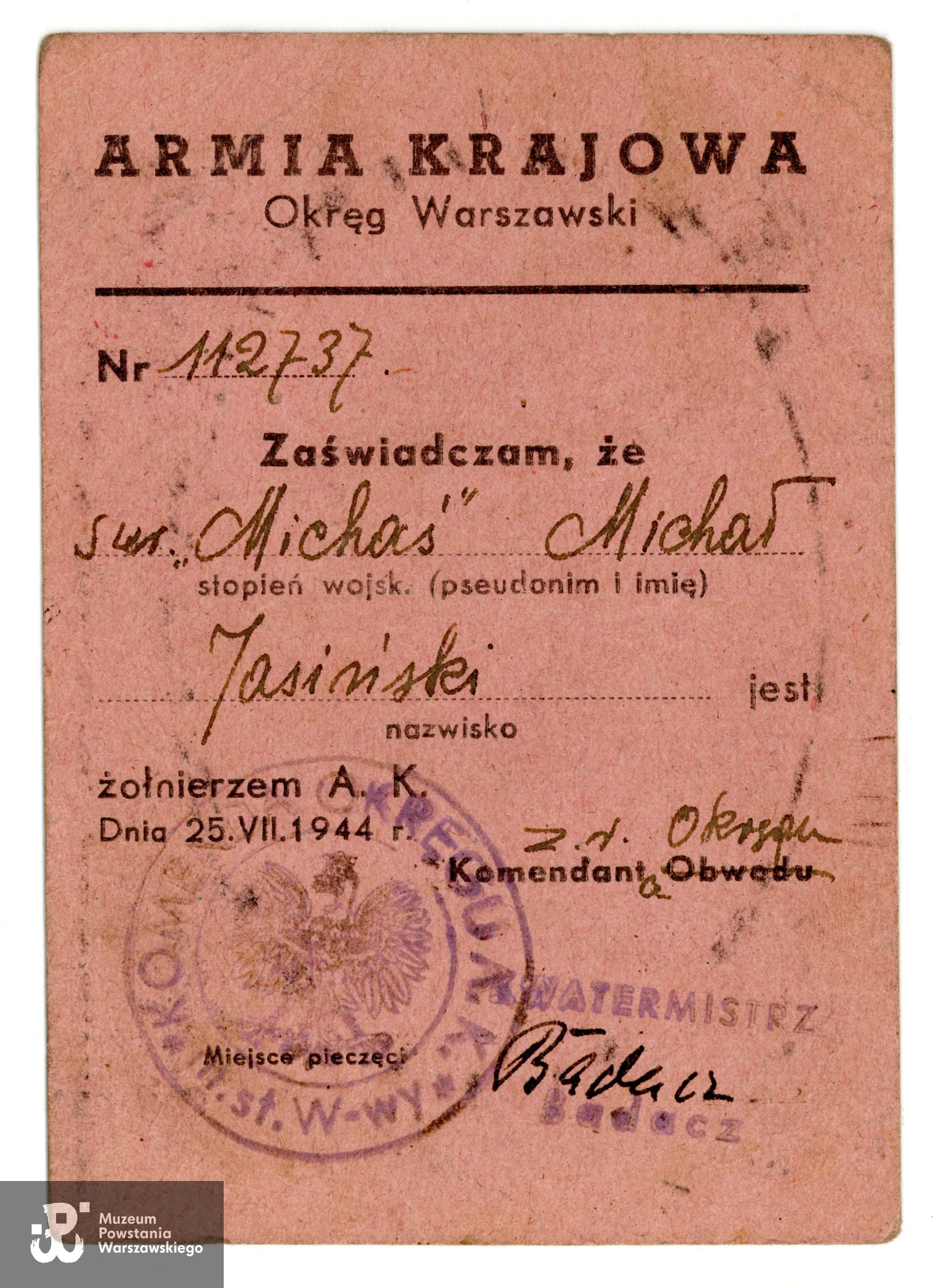 Należąca do Michała Jasińskiego legitymacja Armii Krajowej. Dokument ze zbiorów rodzinnych p. Michała Jasińskiego. Skan wykonano w Muzeum Powstania Warszawskiego, 08/2022