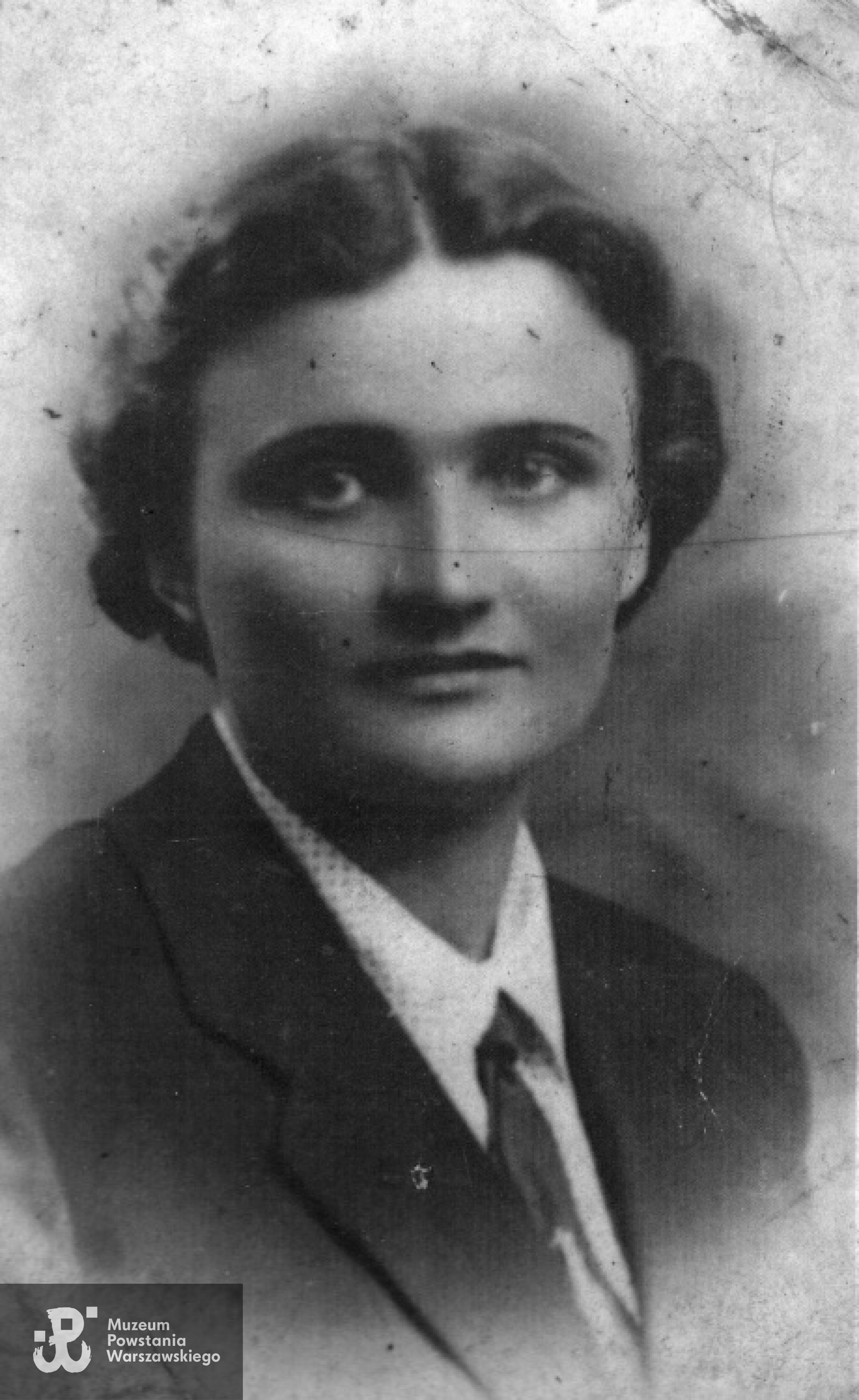 Irena Szuch z d.Tkaczyńska. Zdjęcie z archiwum rodzinnego p. Bogny Lewtak-Baczyńskiej.