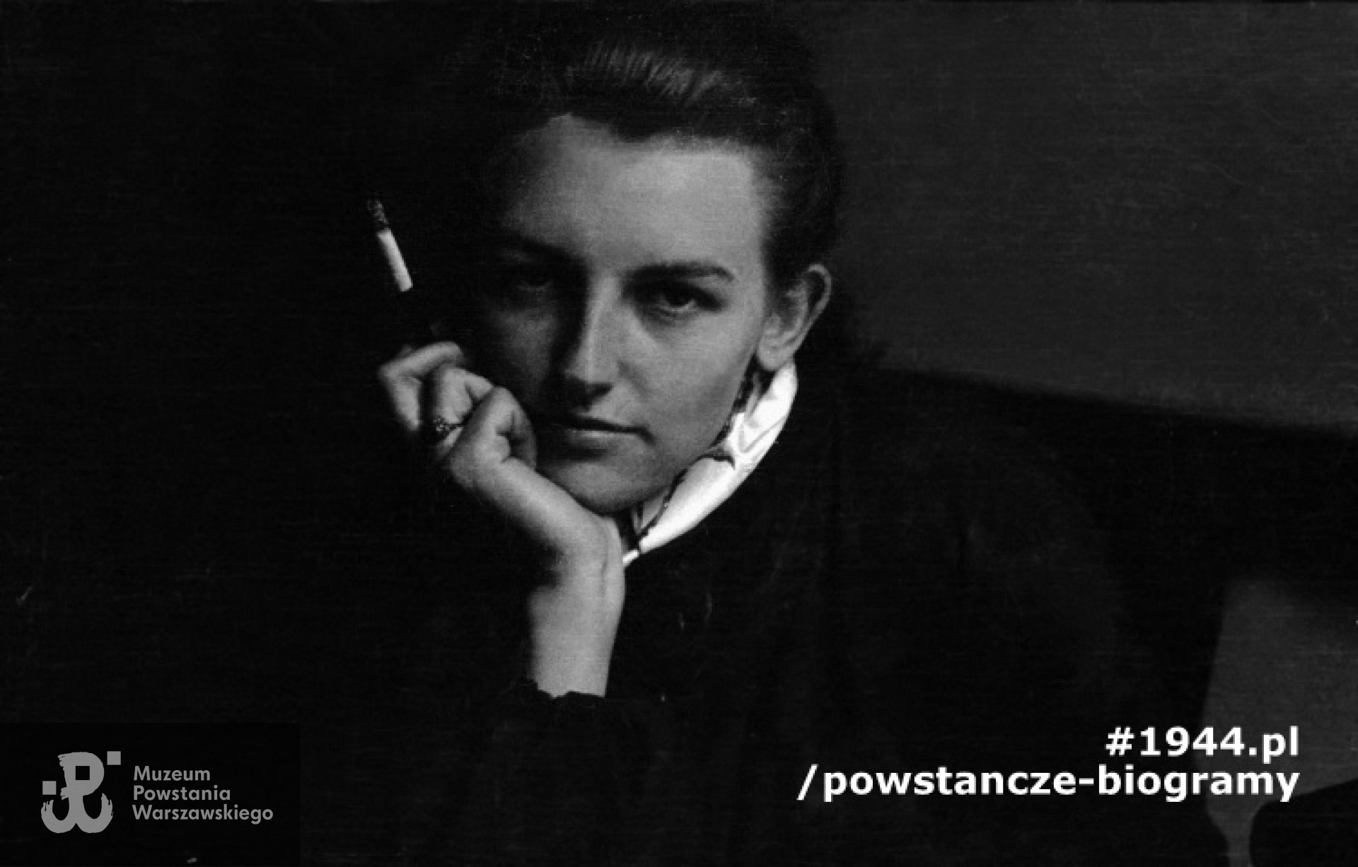 Danuta Magreczyńska "Danka” - portret autorstwa Wiesława Chrzanowskiego ps."Wiesław", Śródmieście Północne, ulica Jasna. Data wykonania zdjęcia : 1-2 października 1944 r. Zbiory Fototeki MPW, sygn. MPW-IN/3344