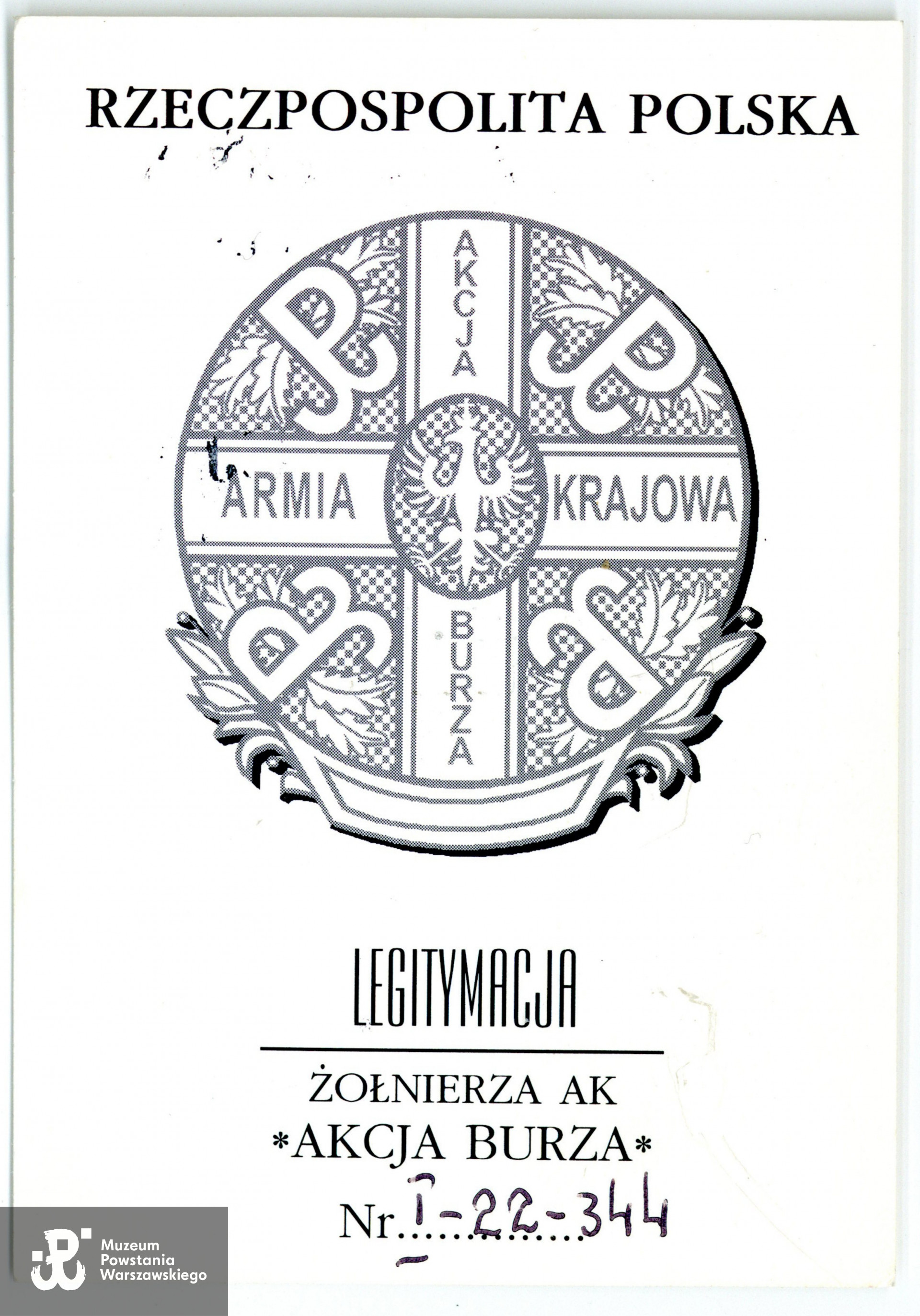 Odznaka  Pamiątkowa Akcji "Burza". Dokument ze zbiorów rodzinnych Pana Włodzimierza Maczundera ps. Chomik. Skany wykonano w Muzeum Powstania Warszawskiego, 09/2023