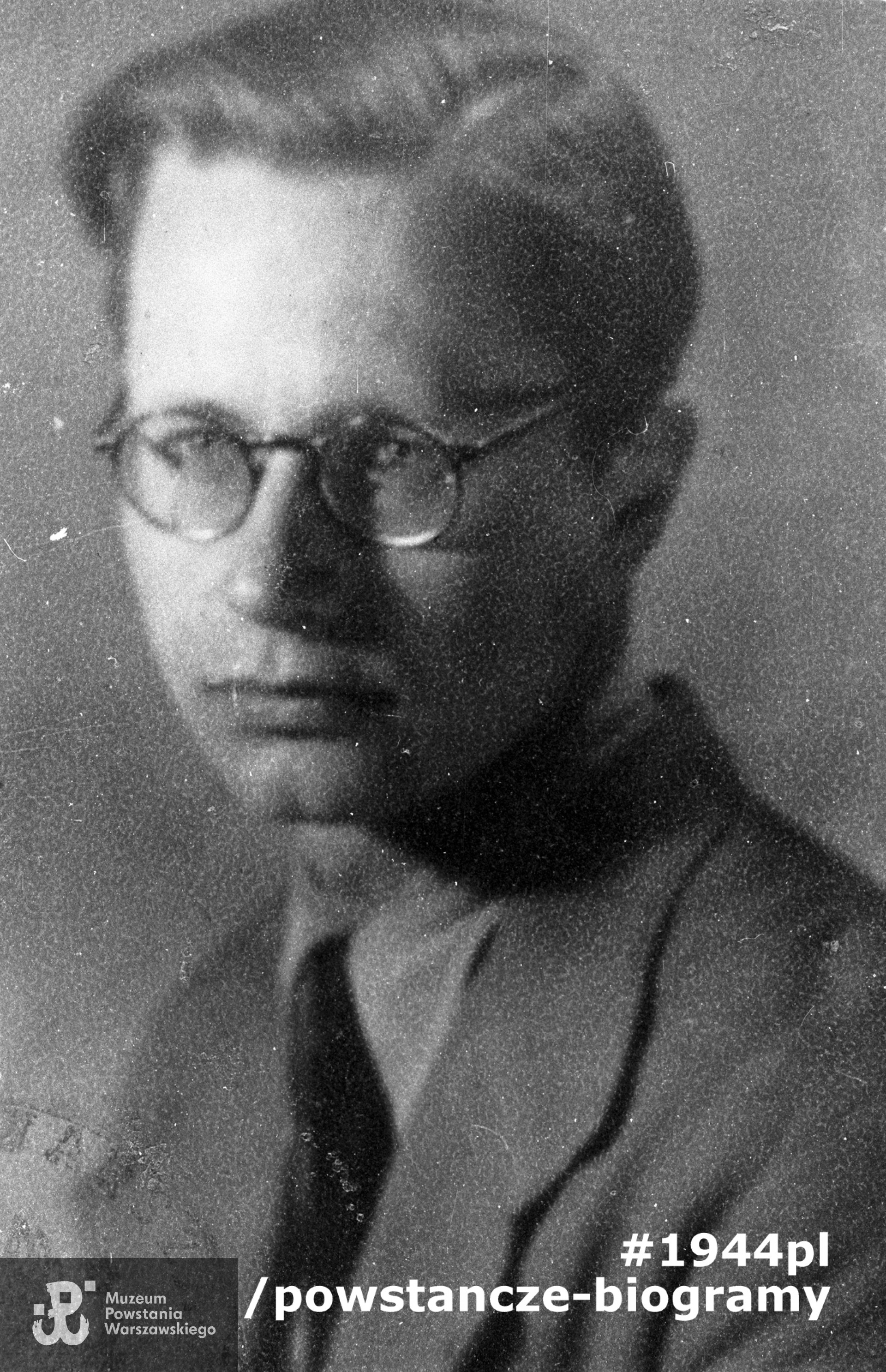 Andrzej Jakimowicz "Anzelm" (1919-1992). Fotografia portretowa ze zbiorów Muzeum Powstania Warszawskiego, sygn. MPW-IH/2768