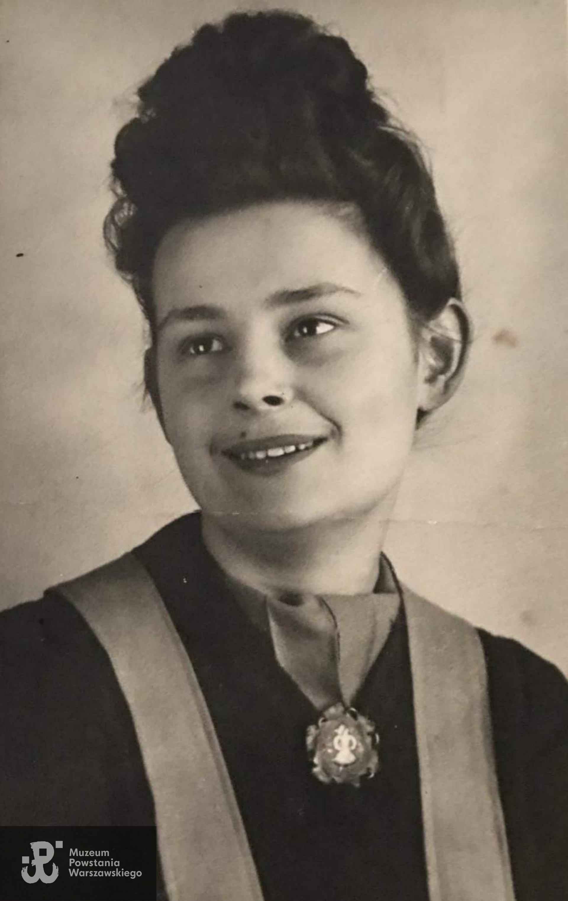 Danuta Bielicka - fotografia portretowa ze zbiorów rodzinnych, w imieniu córki p. Danuty Krzyżanowskiej udostępniła p. Joanna Piotrowska