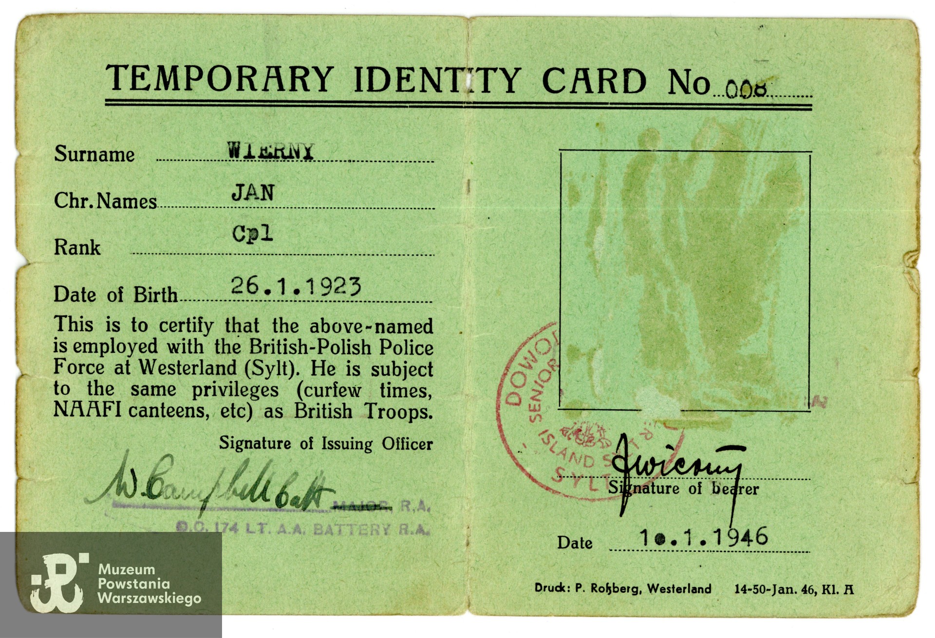 Należąca do Jana Wiernego Temporary ID Card.  Ze zbiorów rodzinnych p. Joanny Lechowicz, córki Powstańca. Skany wykonano w Muzeum Powstania Warszawskiego wiosną 2025 r. 