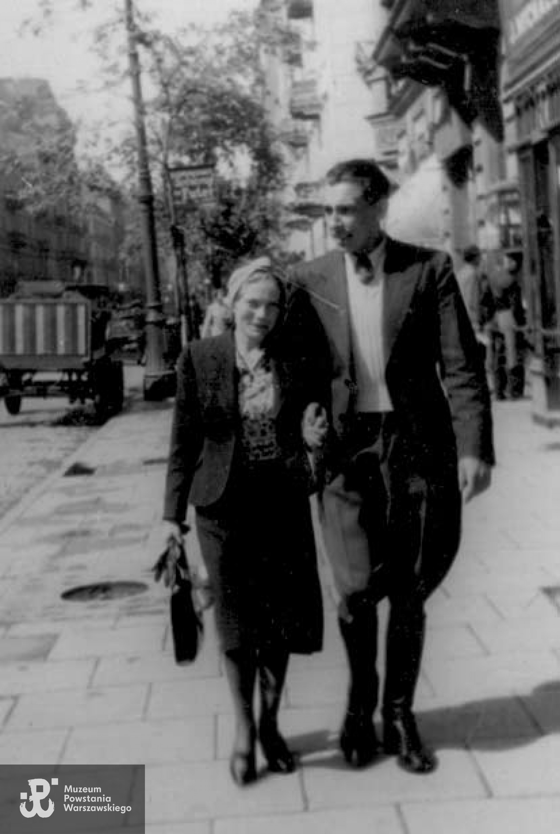 Stanisław i Adela Gęsiccy, Warszawa, ul.  Marszałkowska, rok 1942