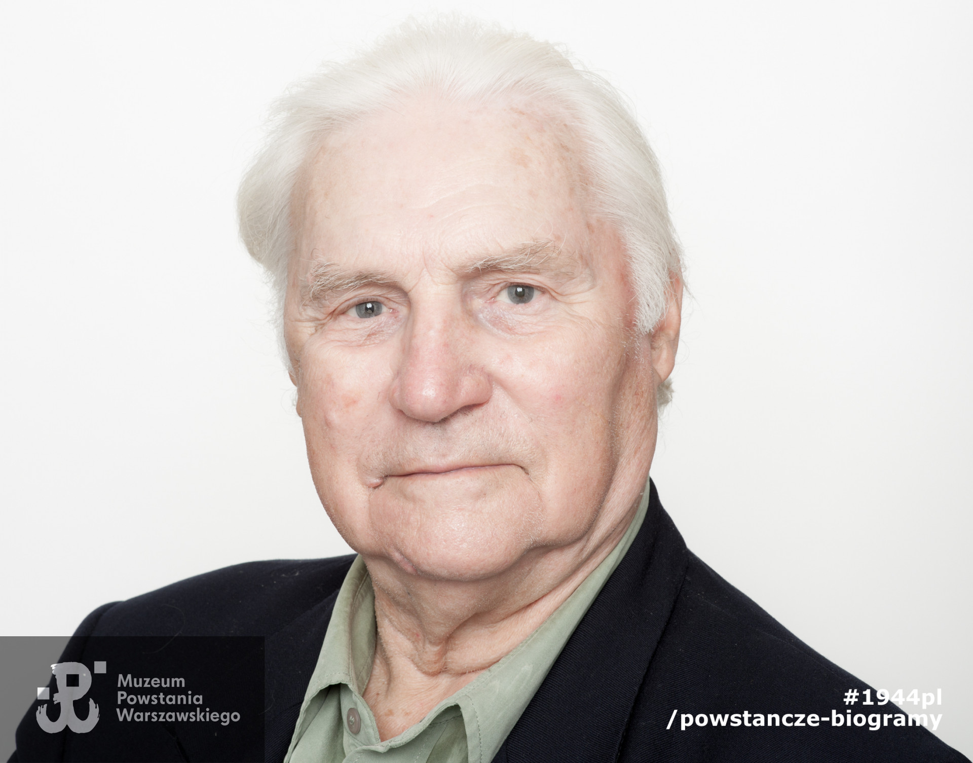 Zdjęcie z serii portretów Powstańców Warszawskich wykonanych w ramach projektu "1944/70/2014" realizowanego przez grupę WWPHOTO dla uczczenia 70. rocznicy wybuchu Powstania Warszawskiego. Muzeum Powstania Warszawskiego, 22.07-04.08 2013.