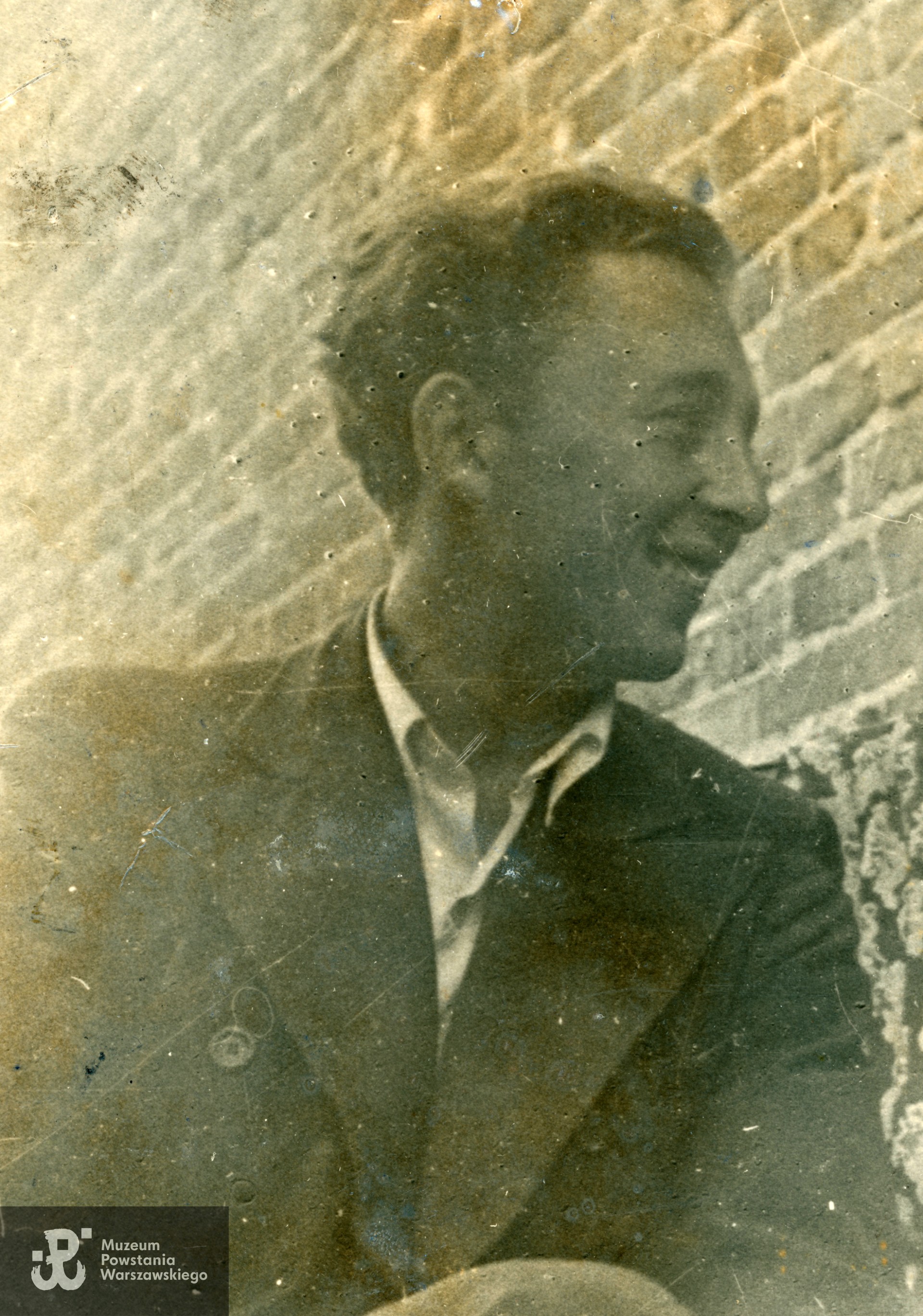 Wiesław Wierzyński "Wiesiek". Fot. ze zbiorów Muzeum Powstania Warszawskiego, sygn. MPW-IP/12522 (P/8204/15), dar p. Andrzeja Wierzyńskiego