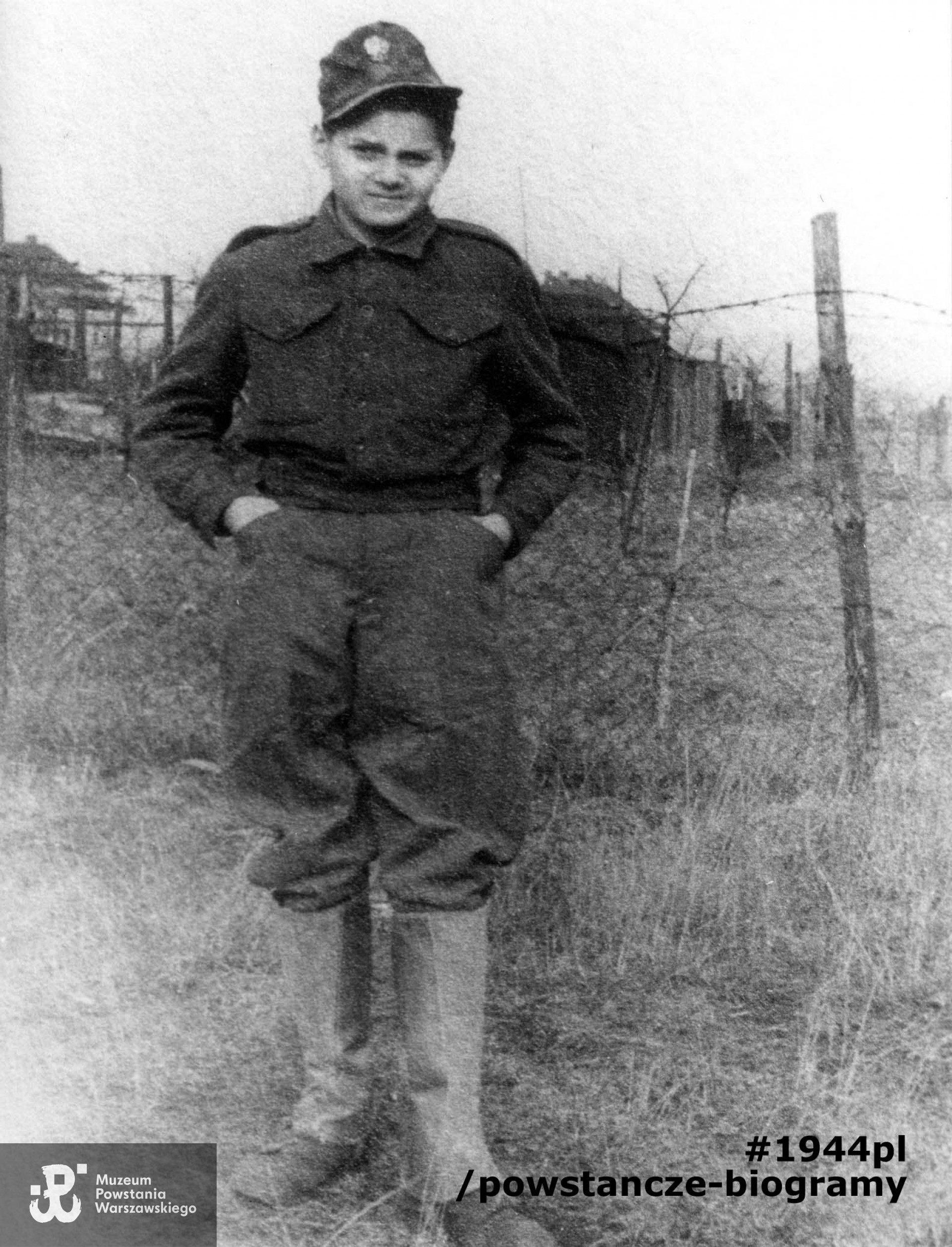 Fotografia z obozu jenieckiego, strz. Zdzisław Pryba ps. „Czarny”. Fot. ze zbiorów Muzeum Powstania Warszawskiego, sygn. P/4575, do zbiorów MPW przekazał p. Jan Łompierz "Matejko"