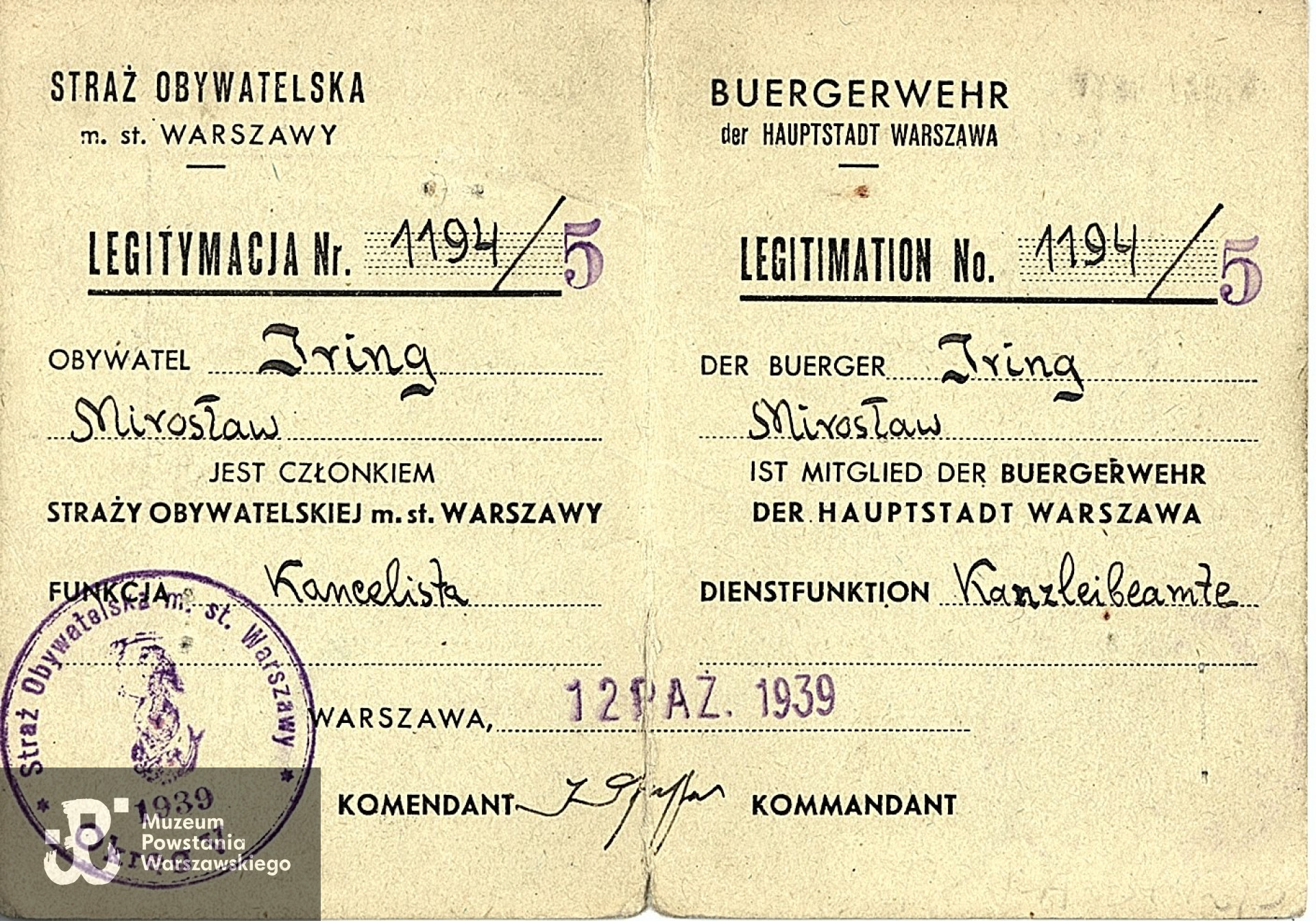 Legitymacja Straży Obywatelskiej m. st. Warszawy, należaca do Mirosława Iringha. Zbiory Muzeum Powstania Warszawskiego; sygn. MPW-A-10012.