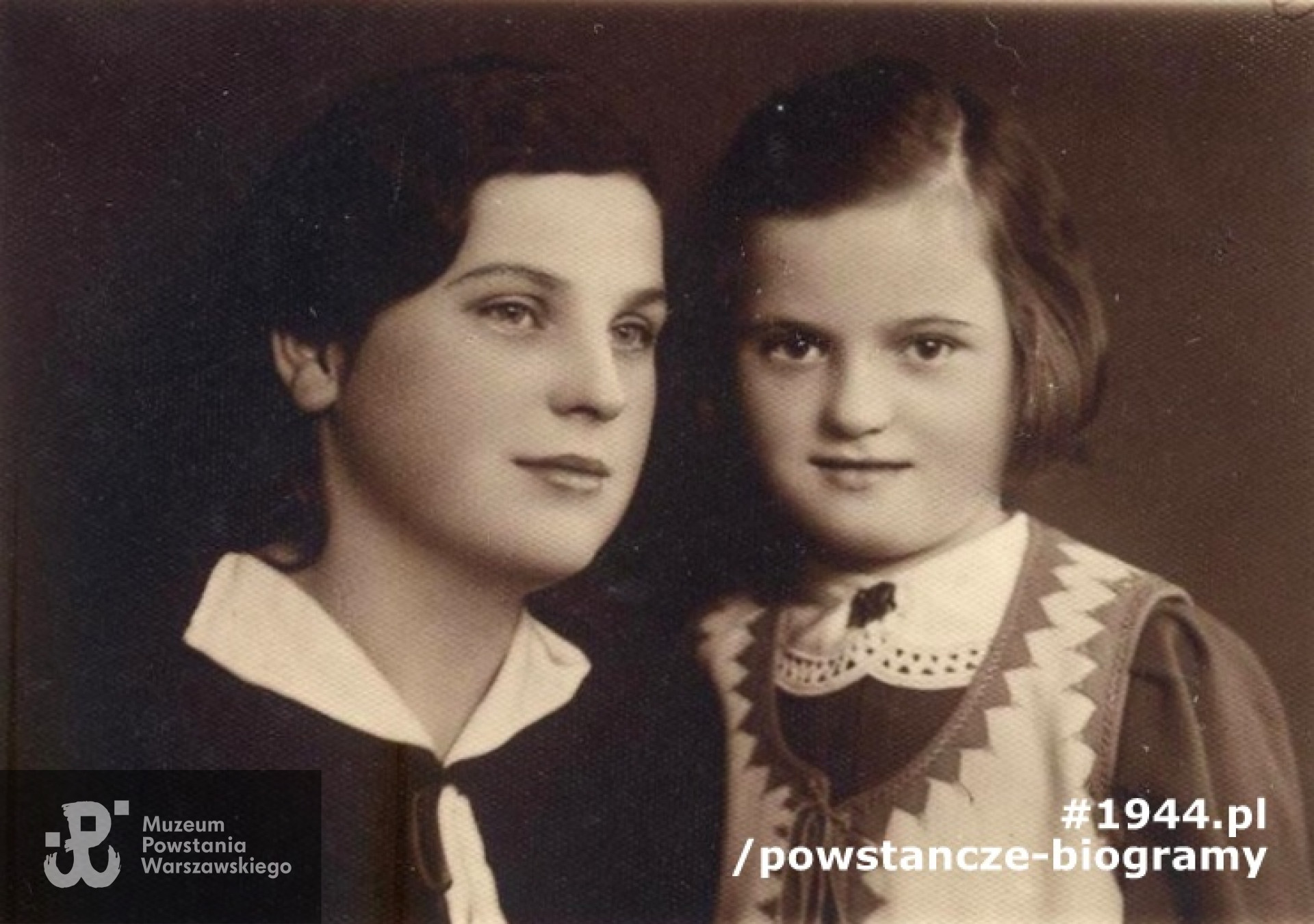 Lidia Andruszkiewicz ze starszą siostrą Wacławą. Fot. udostępnił Bogusław Lenarczyk [XI.2012]