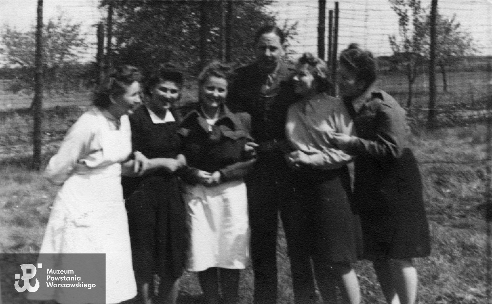 Od lewej: Amelia Draber, Krystyna Jara, NN, NN, Krystyna Szeligowska, Maria Borowiecka.