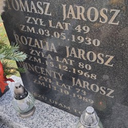 Mogiła na Cmentarzu Parafialnym w Krasnobrodzie. Fot. udostępnił Adam Brzycki, krewny Powstańca