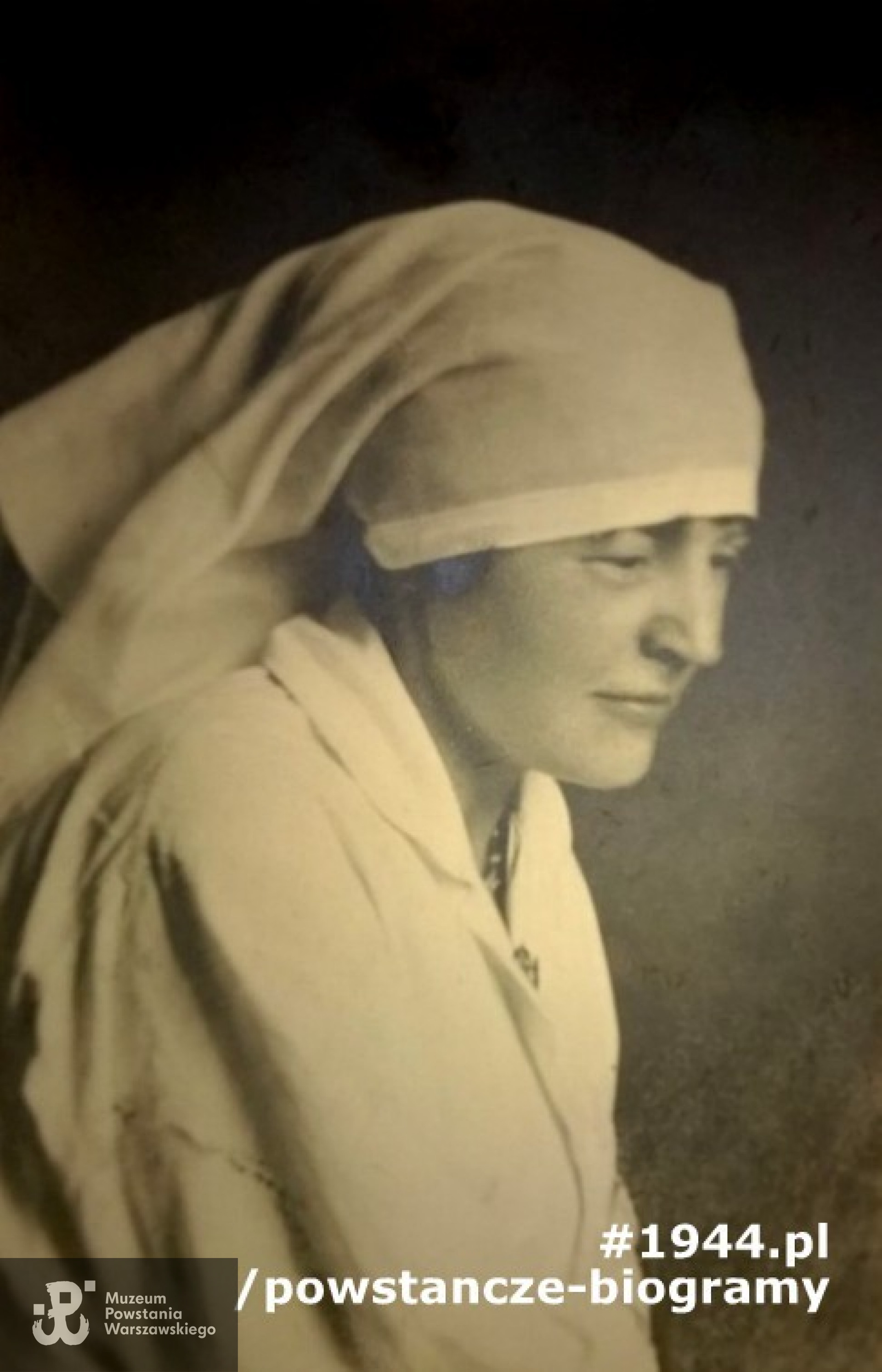 Julia Stefania Janina Abczyńska (15.06.1883-30.08.1944) - fotografia portretowa ze zbiorów rodzinnych.