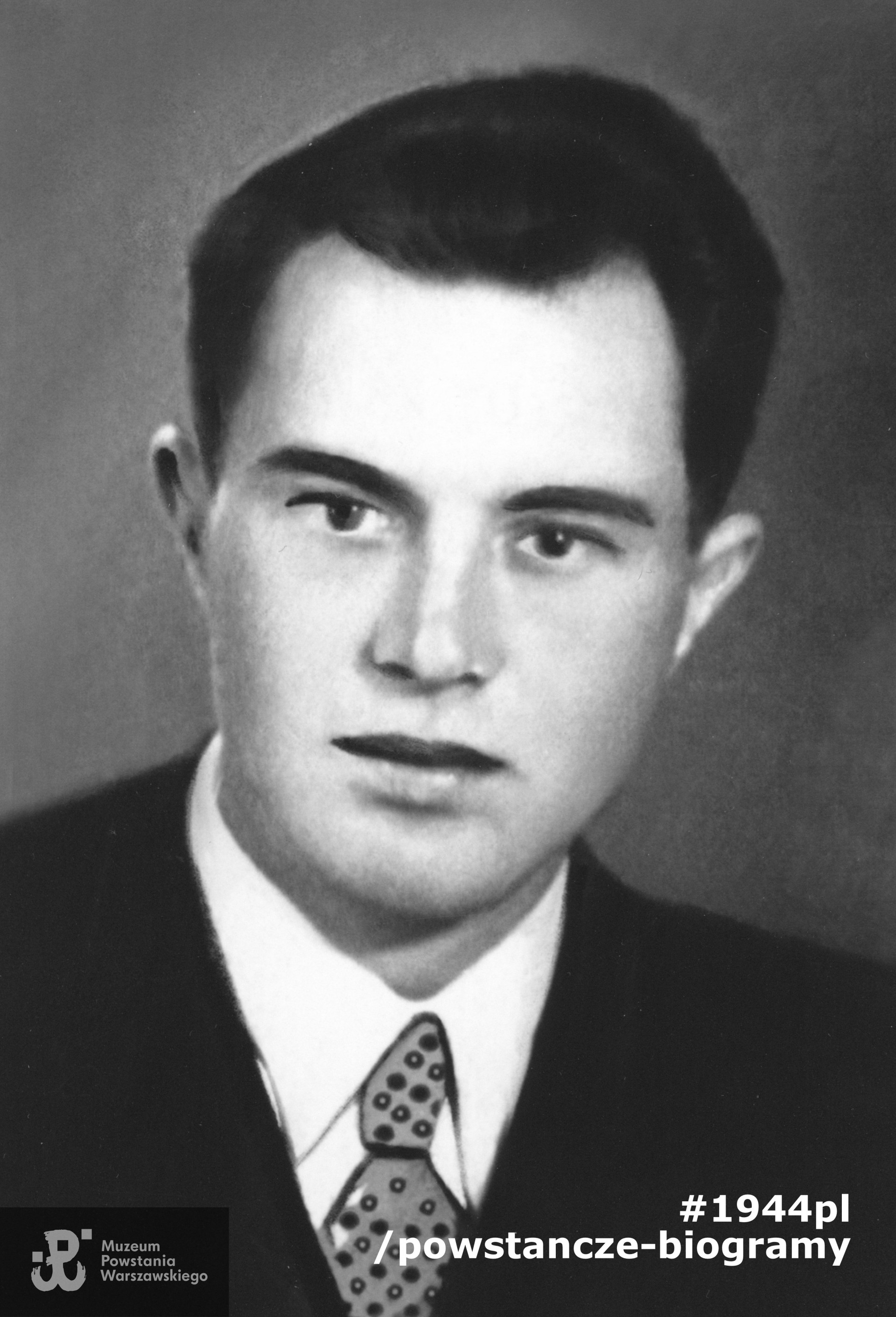 ppor. Jerzy Romuald Gwiazdecki "Bor" (1918-1988). Na zdjęciu w roku 1941. Fot. z archiwum rodzinnego p. Jerzego Jana Romana, obecnie przekazana do zbiorów Muzeum Powstania Warszawskiego, sygn. P/9364/20