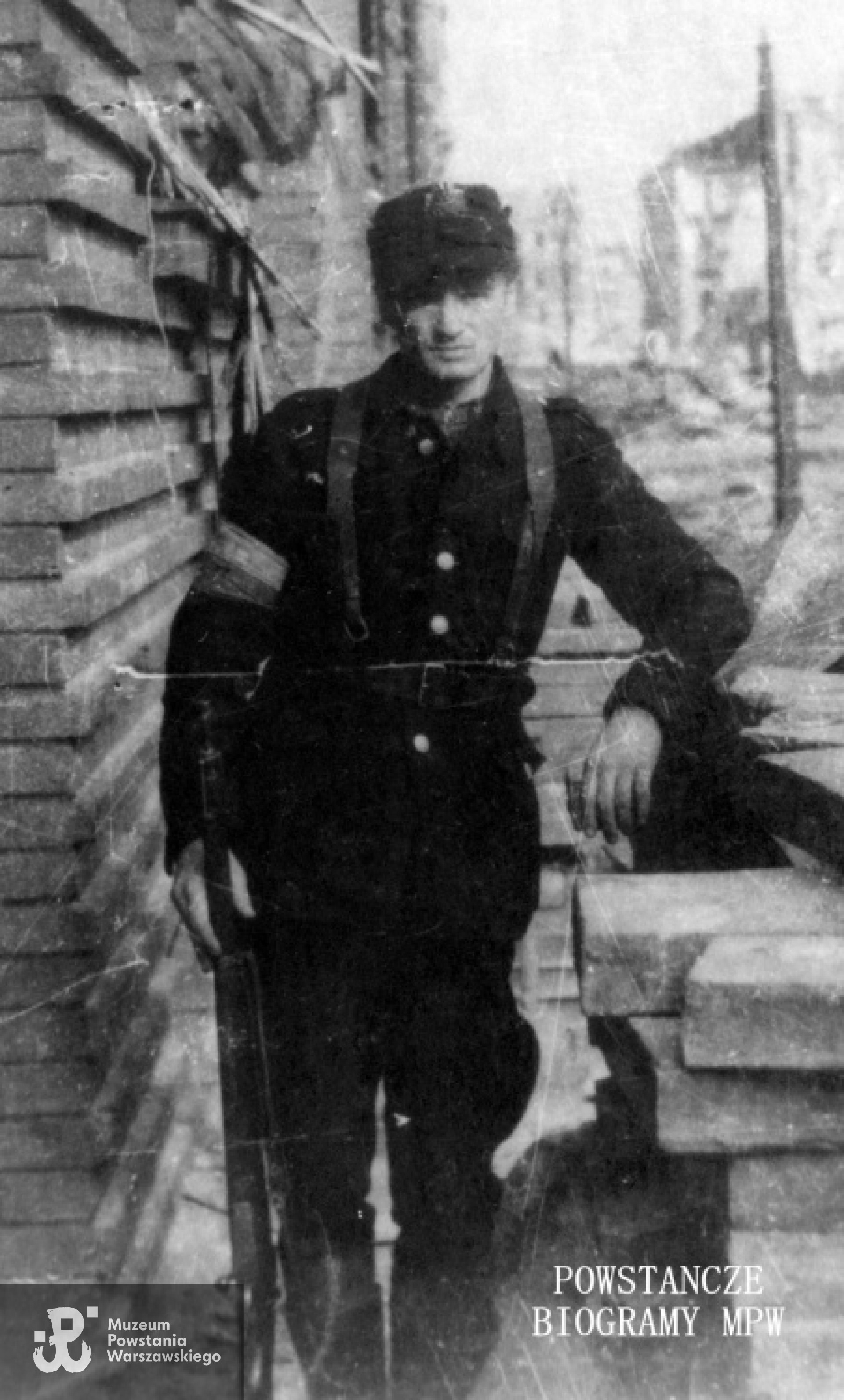 Powstanie Warszawskie - ul. Ceglana 16. Fot. ze zbiorów MPW - sygn. P/8125, dar Antoniny Gawlickiej - Galej