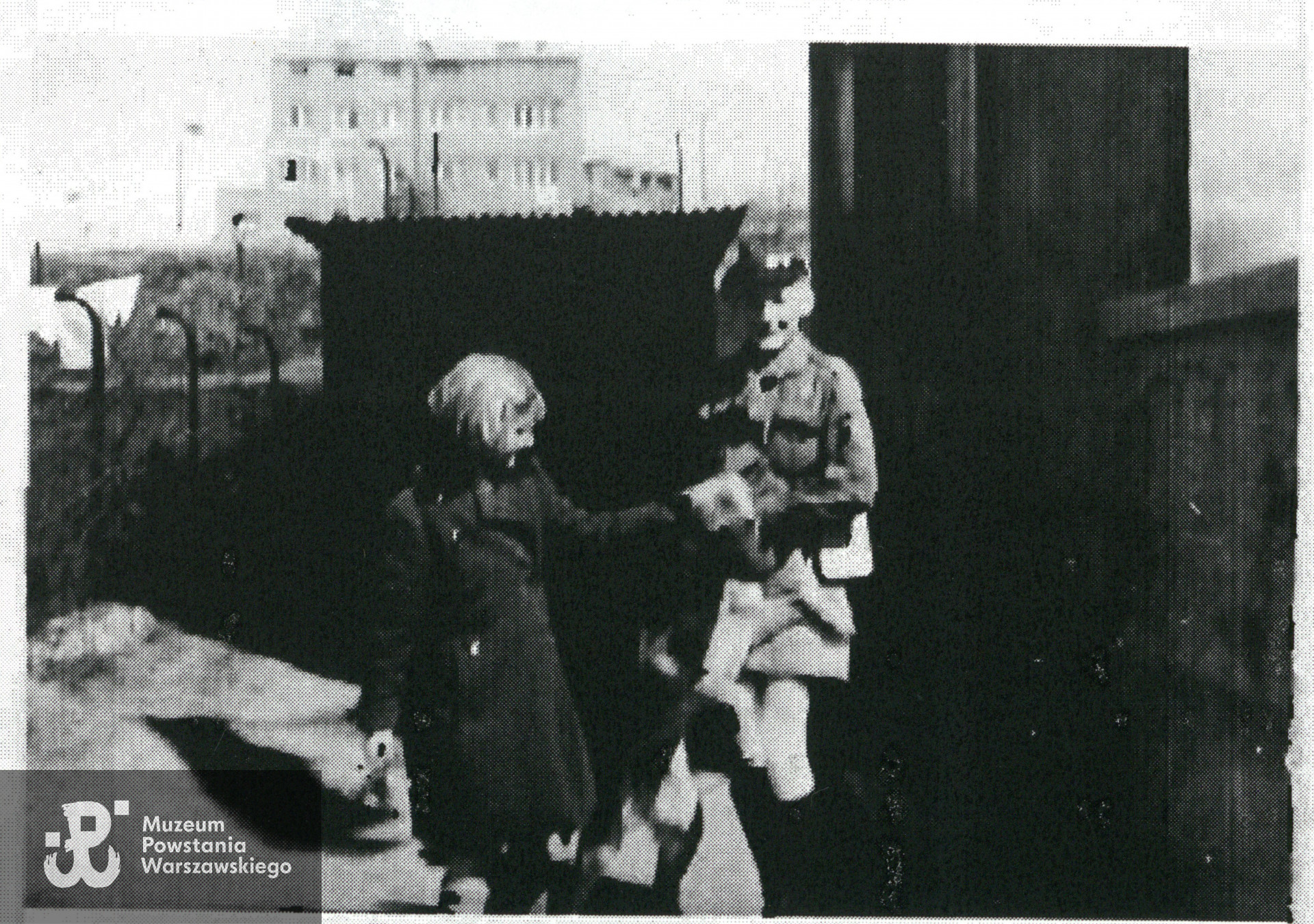 Basia i Andrzej Kosianowscy. Źródło: Teczki personalne uczestników Powstania Warszawskiego: Kosianowska Barbara Józefa. Nadesłała p. Barbara Kosianowska - Berner