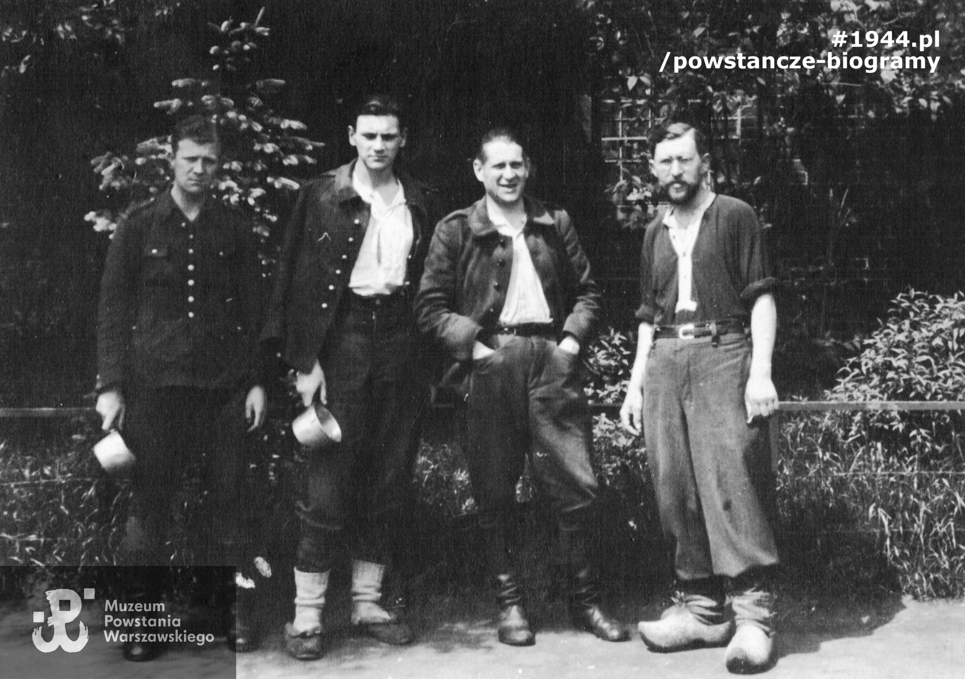 Józef Kuciak  - pierwszy z lewej strony. Fot. z archiwum rodzinnego udostępniła p. Iwona Ewa Kirejczyk 