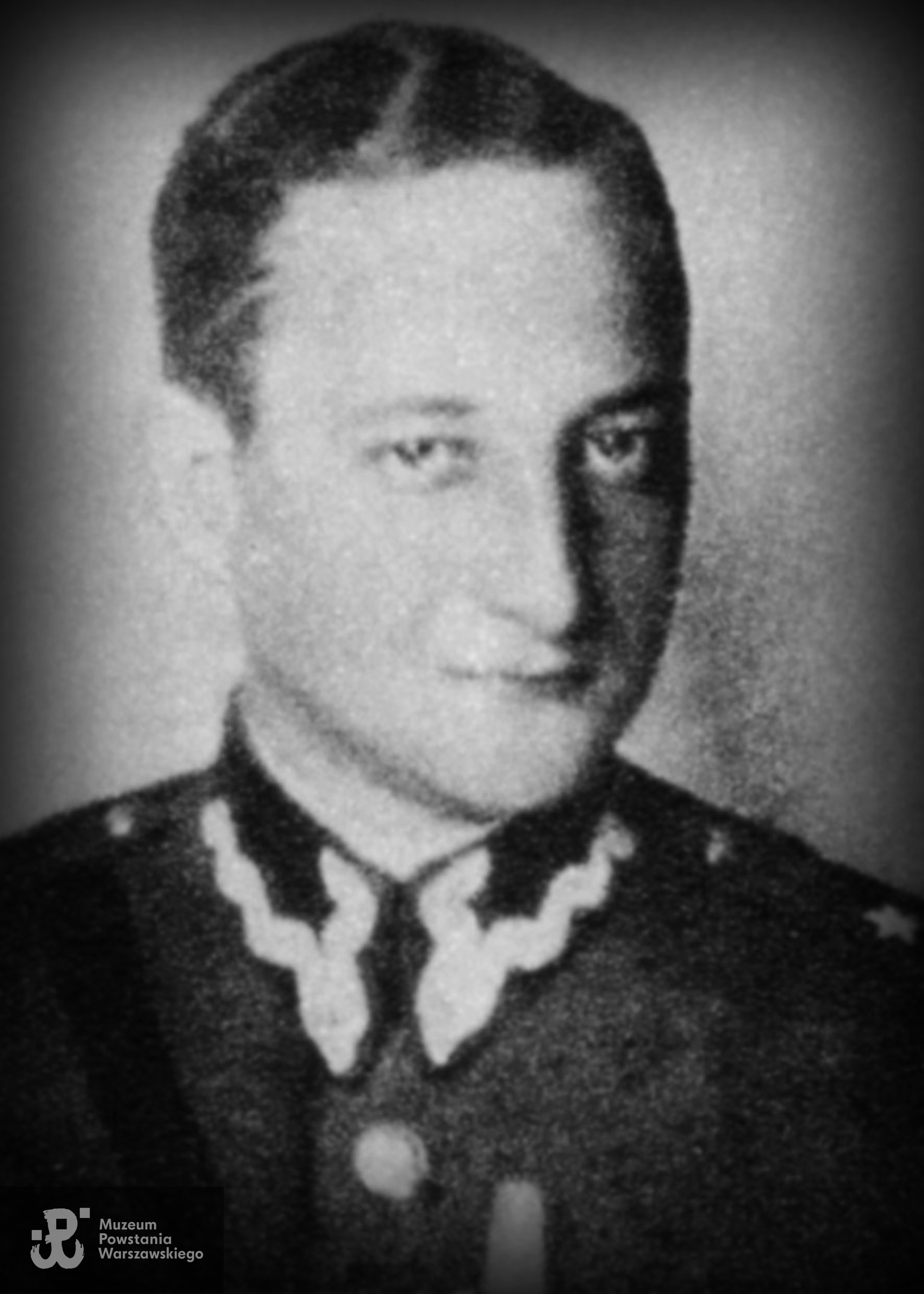 ppłk. Stanisław Marian Thun „Leszcz” (1894-1944). Fot. Muzeum Powstania Warszawskiego - „Miasto Grobów". Ujęcie tożsame z archiwum p. Andrzeja Dławichowskiego.