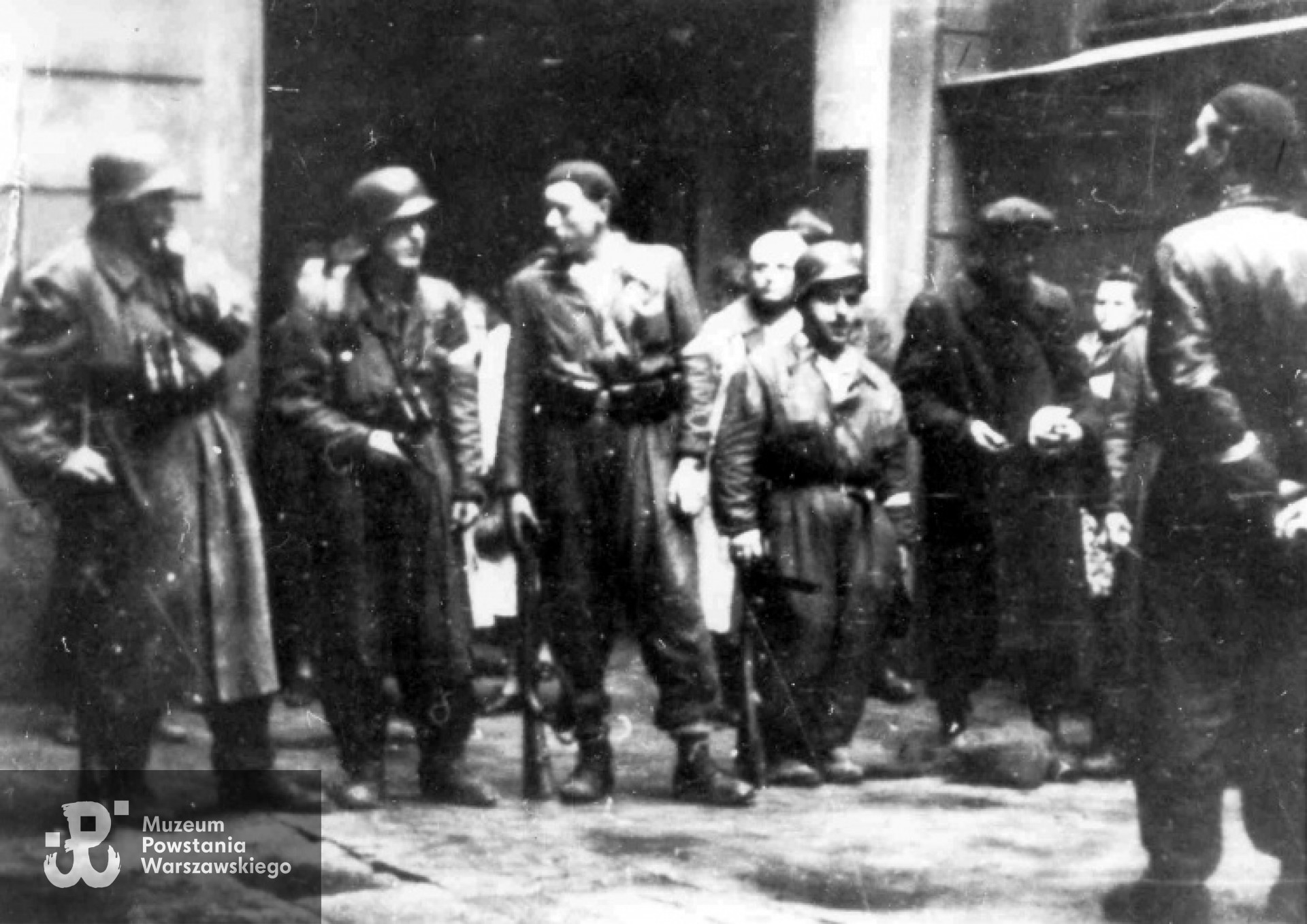 Drużyna "Startera" - Zbigniew Górski stoi piąty od lewej. Zdjęcie ze  zbiorów rodzinnych.