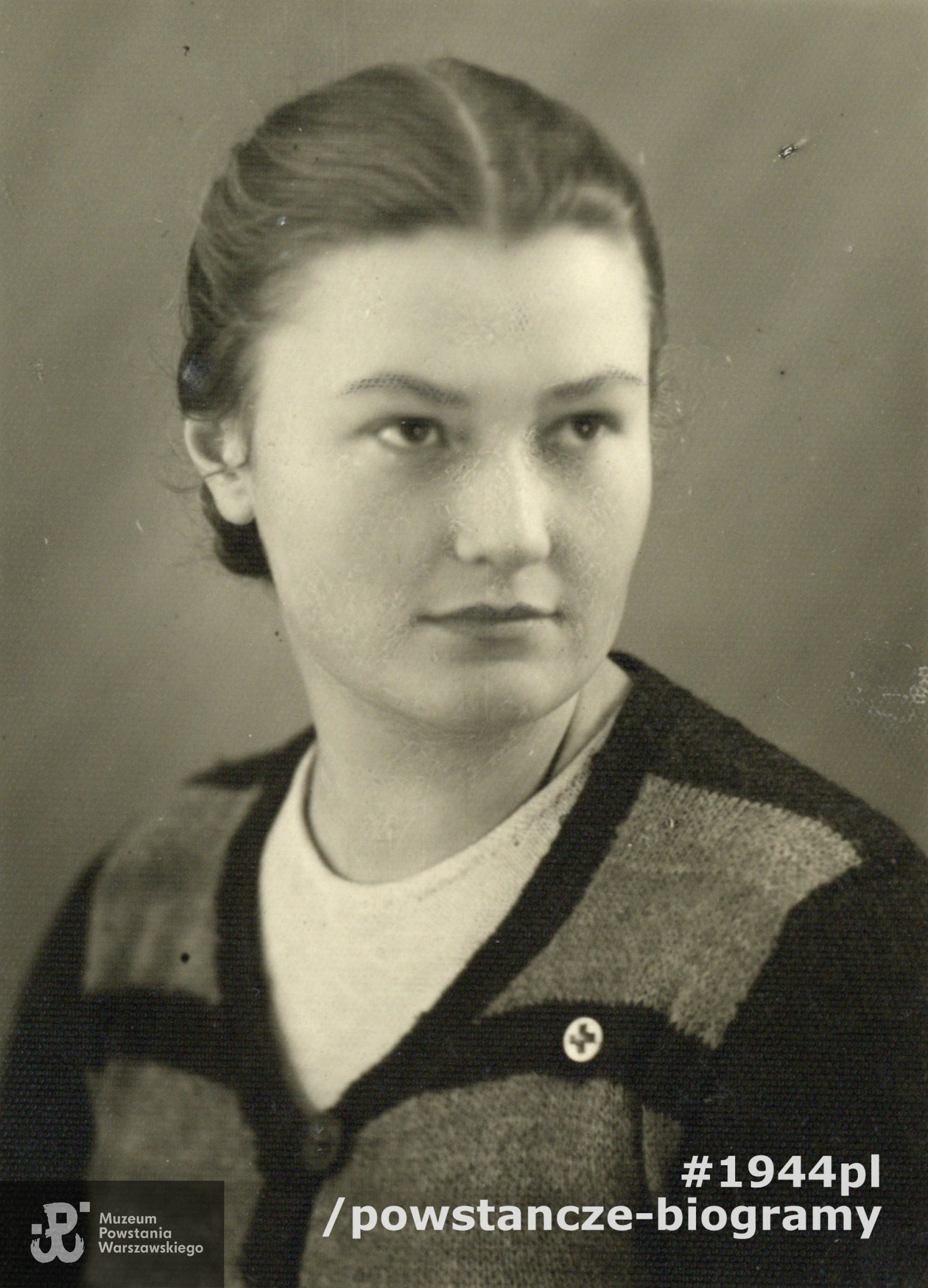 Alina Deręgowska. Fotografia z okresu okupacji niemieckiej. Fot. ze zbiorów  rodzinnych, udostępniła p. Agnieszka Nagalska z domu Riedel