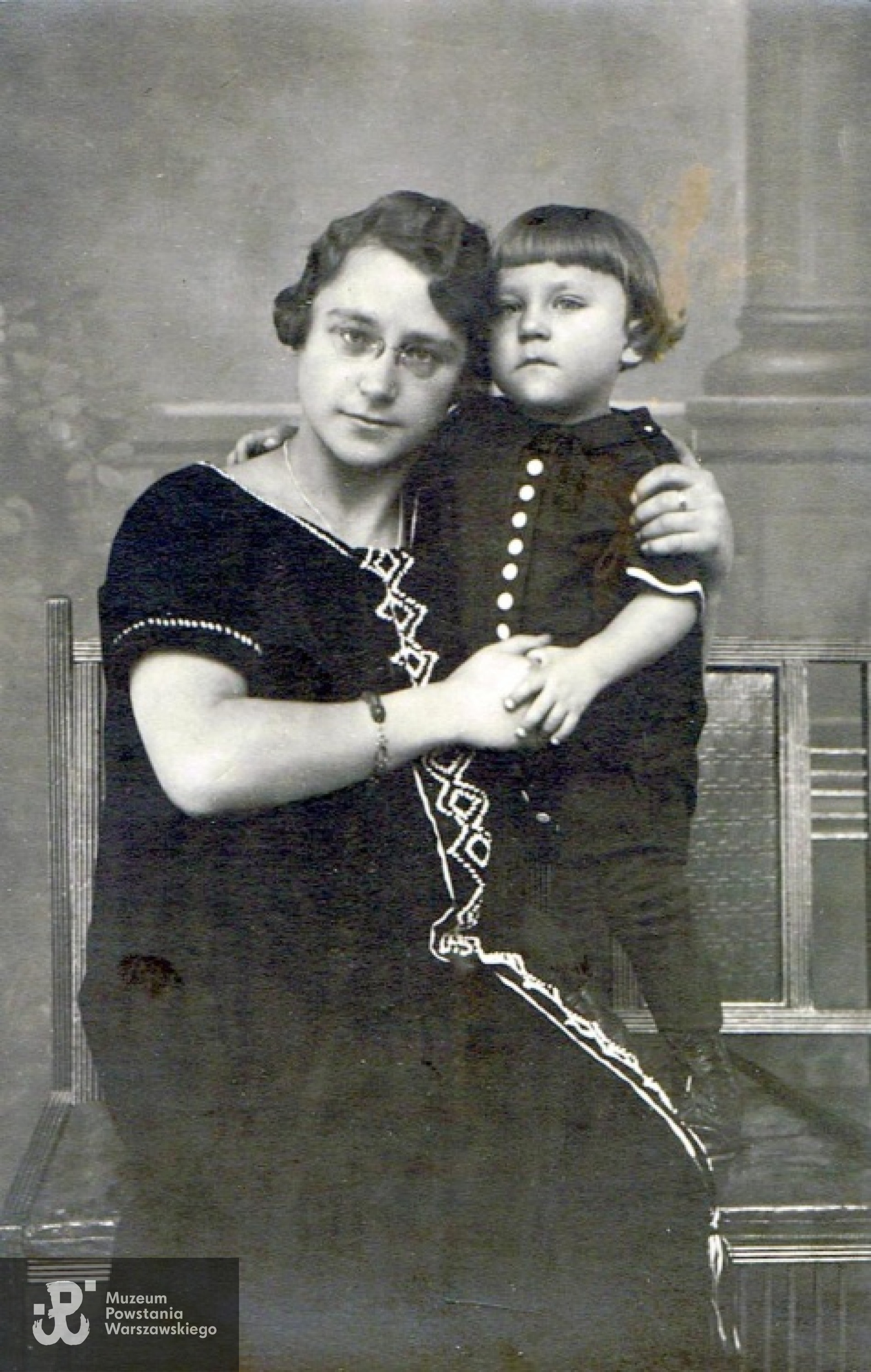 Zdjęcie z matką Teodozją Joanną z Chmielewskich, listopad 1925 r. Fot. Archiwum rodzinne / „Myśmy byli Armią…” Jan Wawszczyk