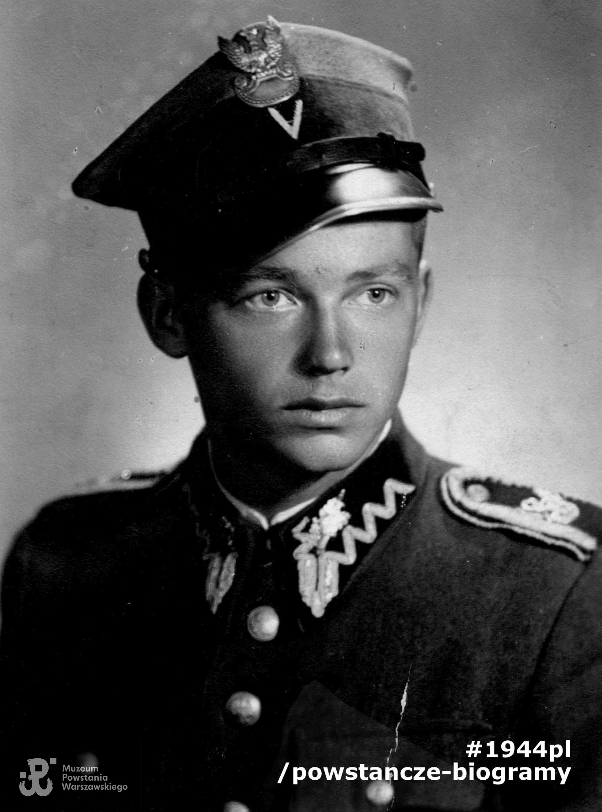 Zdzisław Sokalski - II połowa lat 40-tych. Fot. z archiwum rodzinnego p. Zdzisława Sokalskiego, skany przesłane do Muzeum Powstania Warszawskiego  w styczniu 2022 r. 