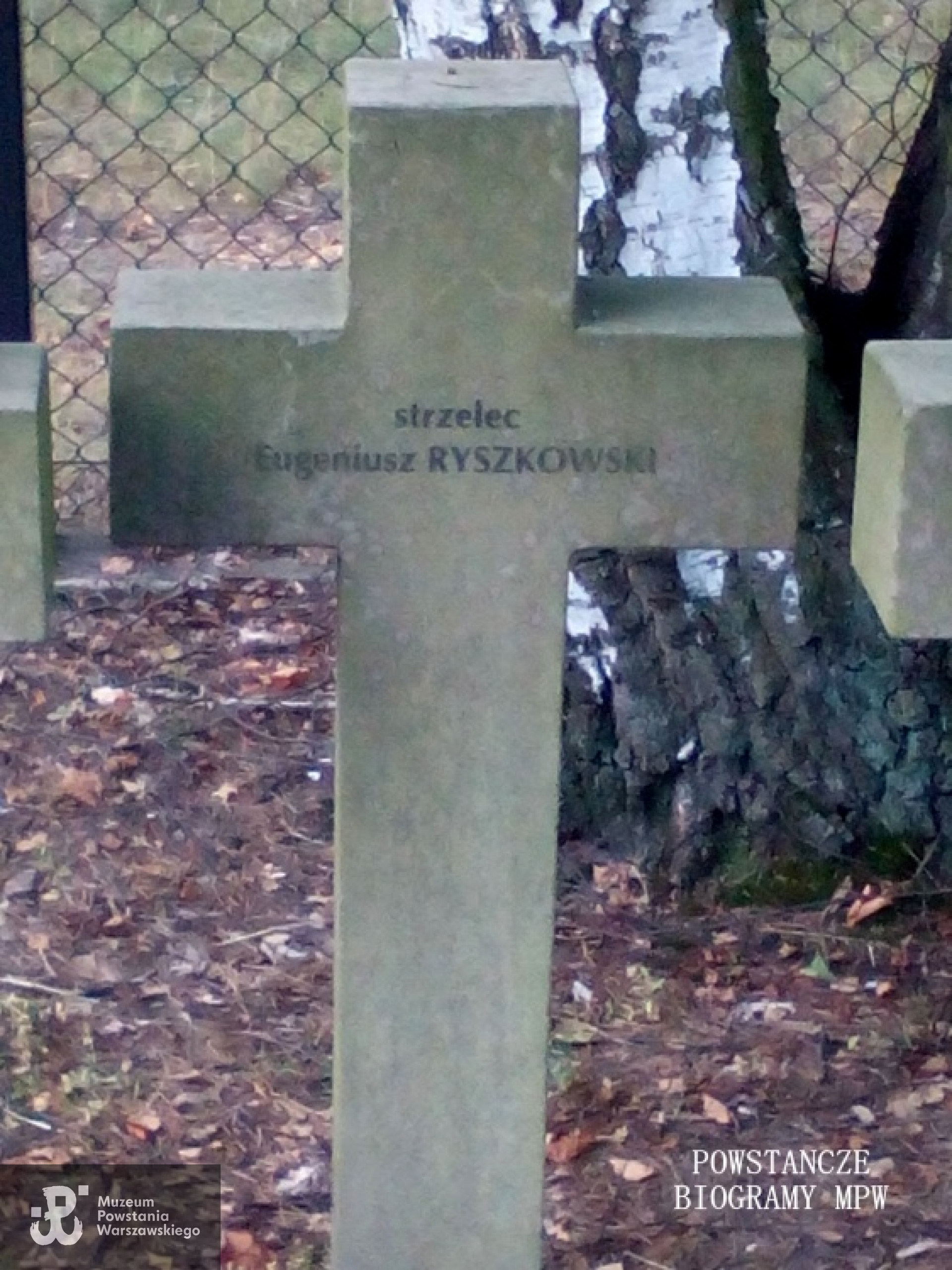 Mogiła Eugeniusza Ryszkowskiego na Cmentarzu Wojennym w Budach Zosinych. Fot. Mariusz Skroński