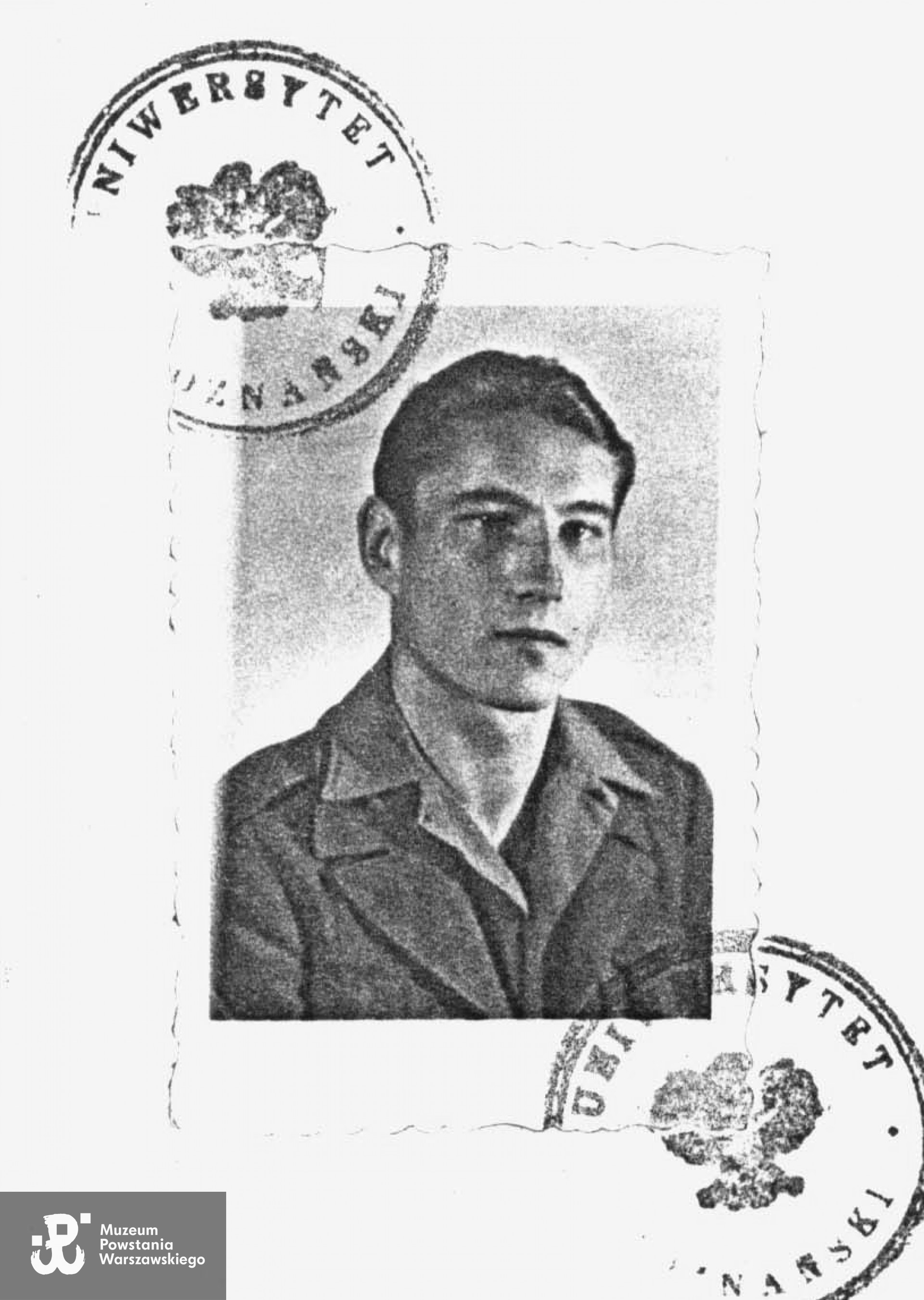 Ze zbiorów rodzinnych. Udostępnił p.  Janusz Grundwald, cioteczny brat  Ryszarda. 